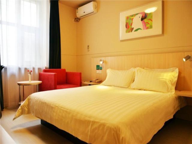 Standard Twin Room B - Photo 3