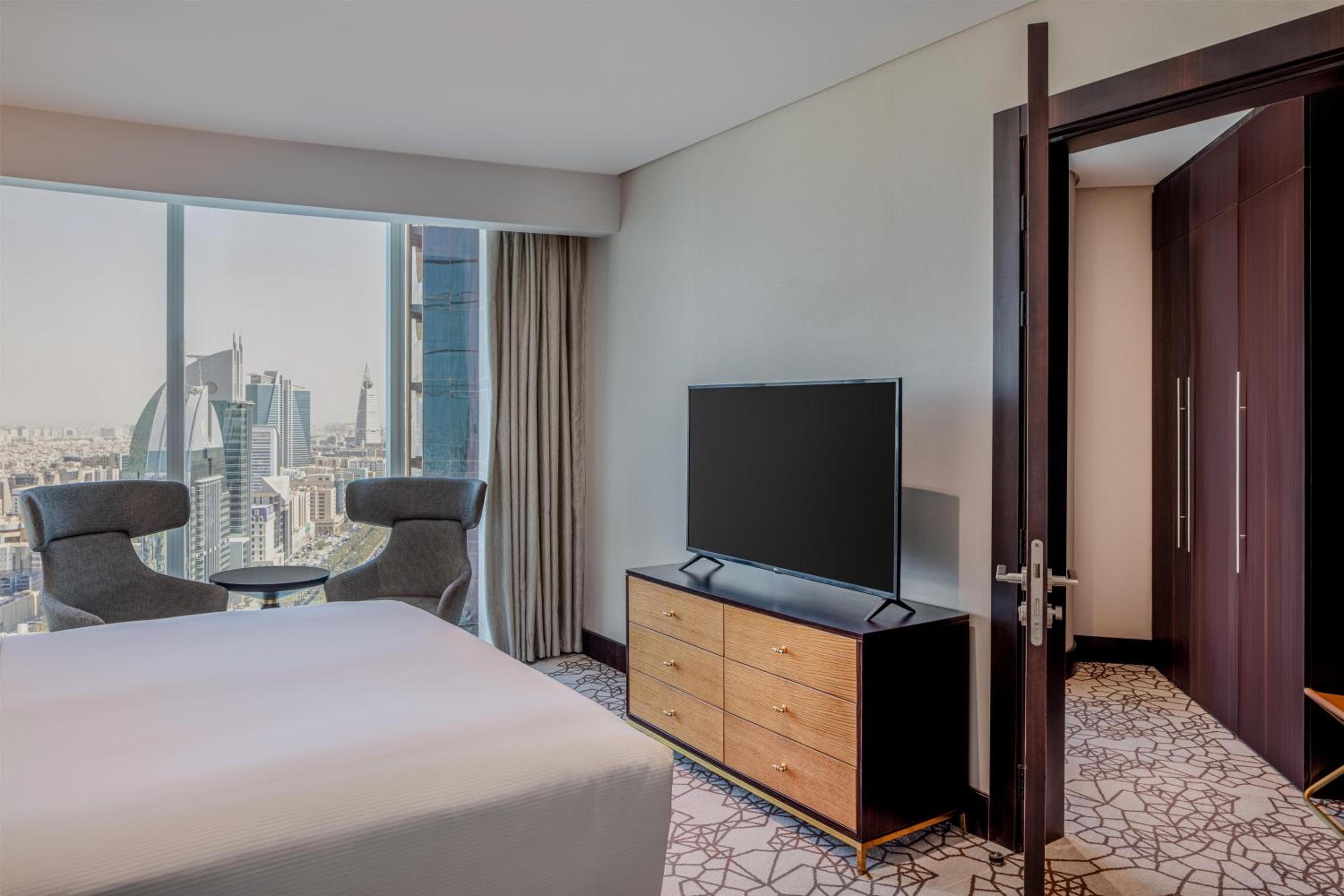 One-Bedroom Deluxe Residential Suite