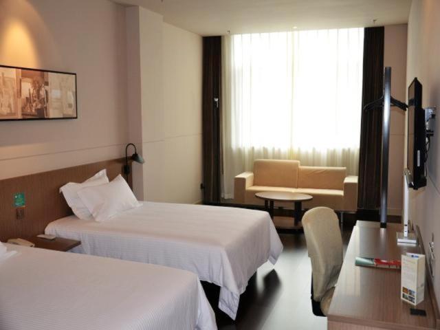 Business Twin Room A - Photo 5