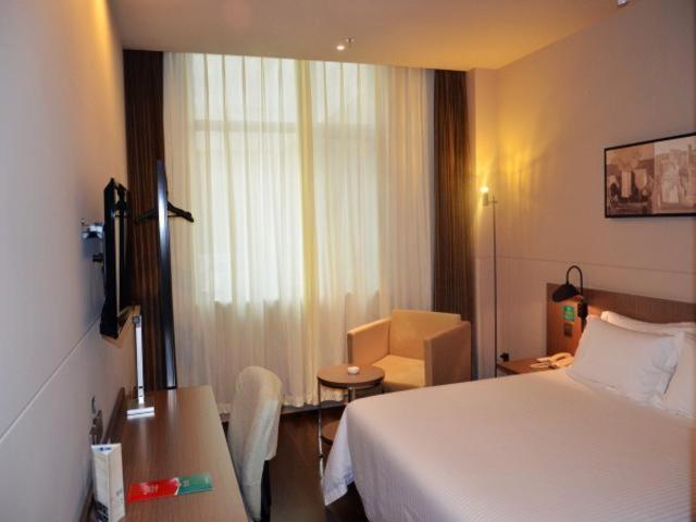 Business Double Room A photo 2