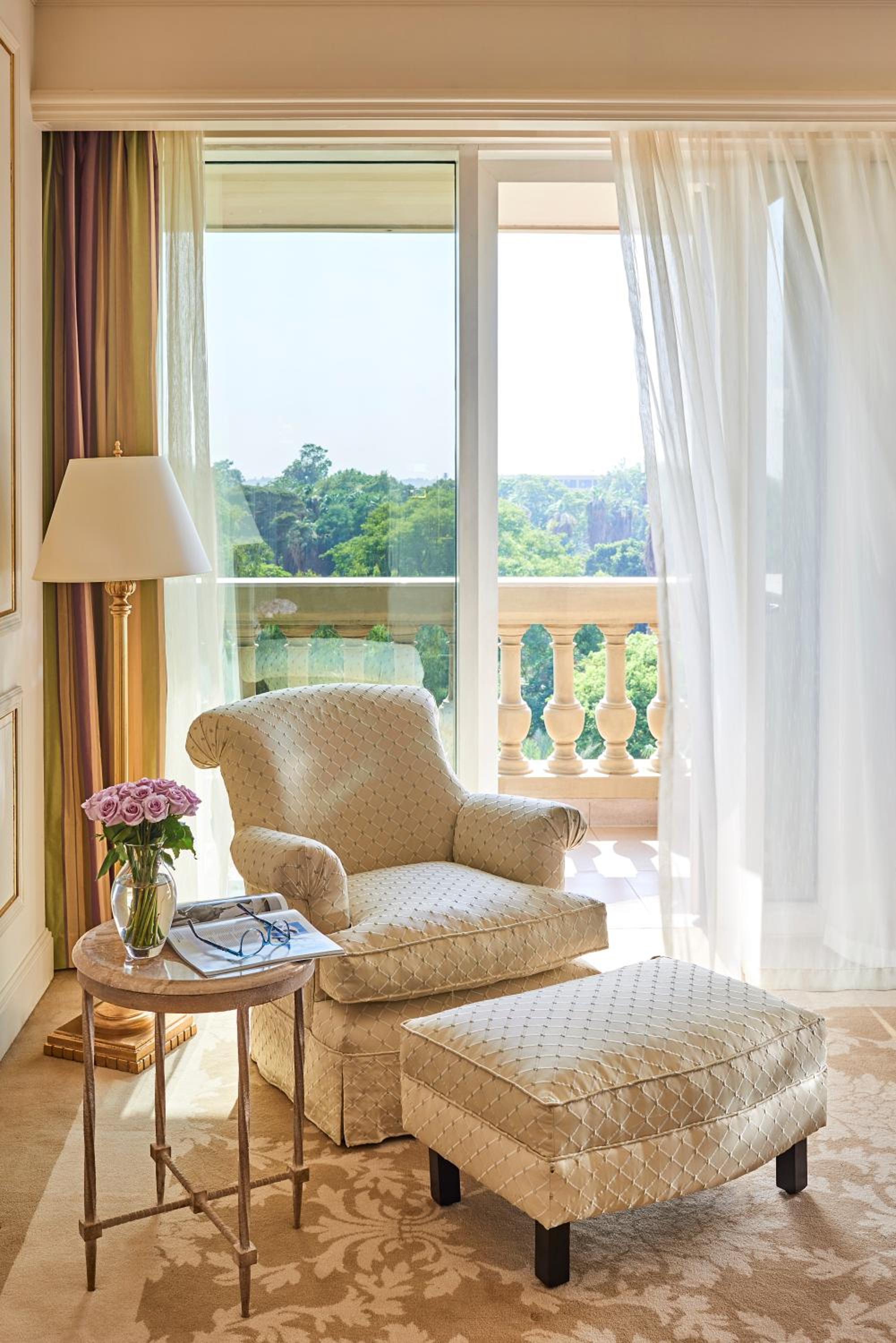 Premium Deluxe Suite - Photo 4