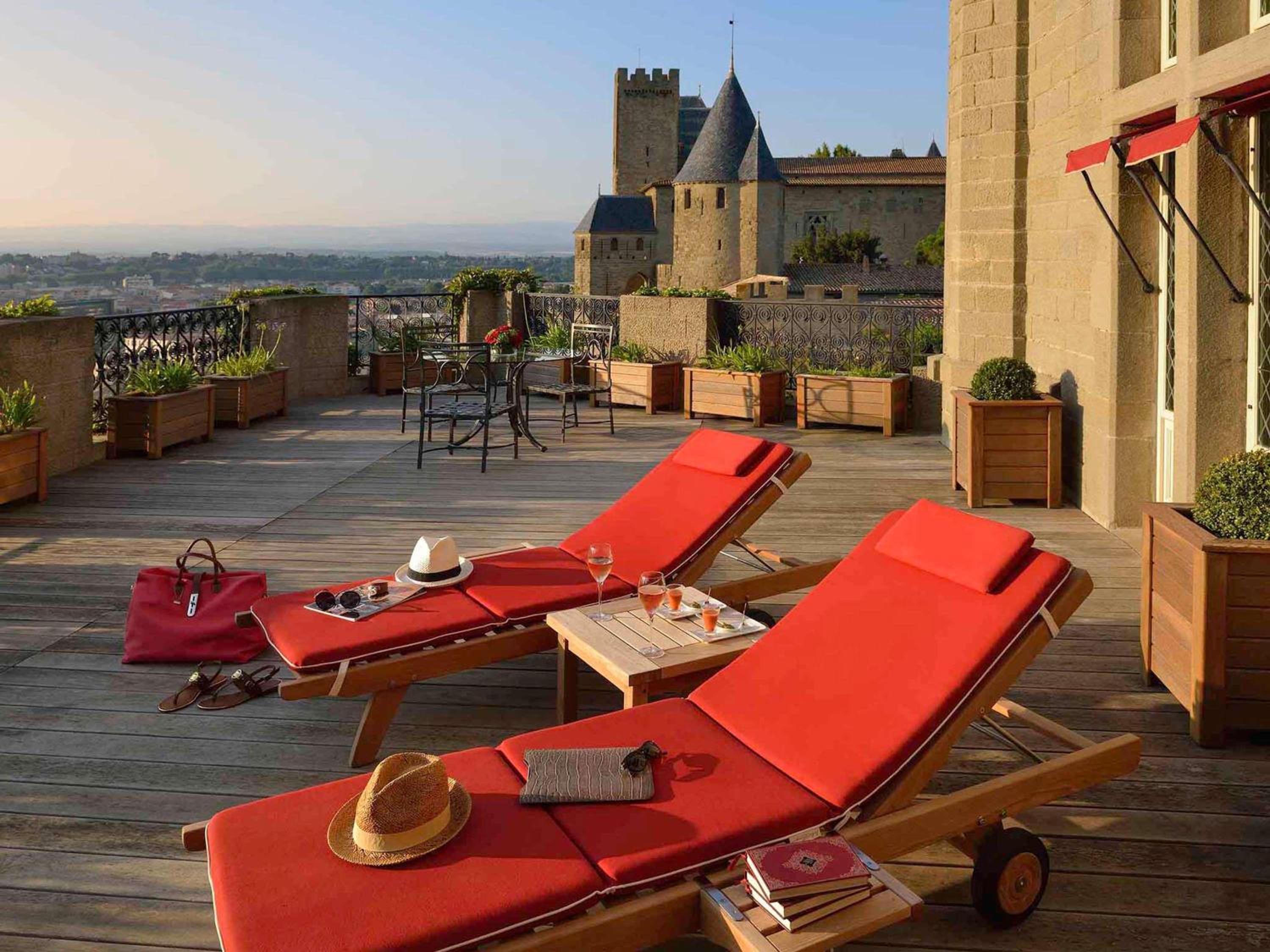 Suite with One Double and Sofa Bed with Terrace