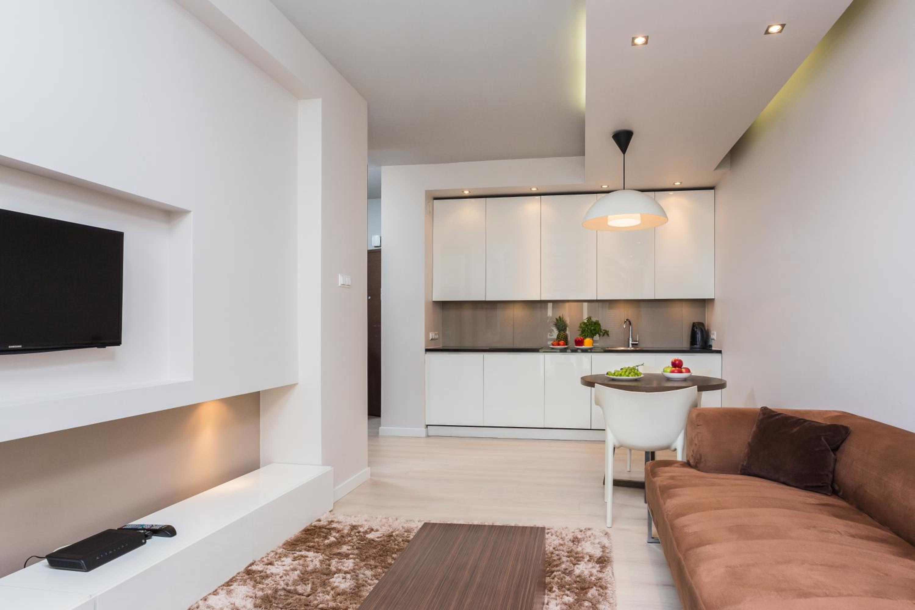 Superior One-Bedroom Apartment - Photo 6