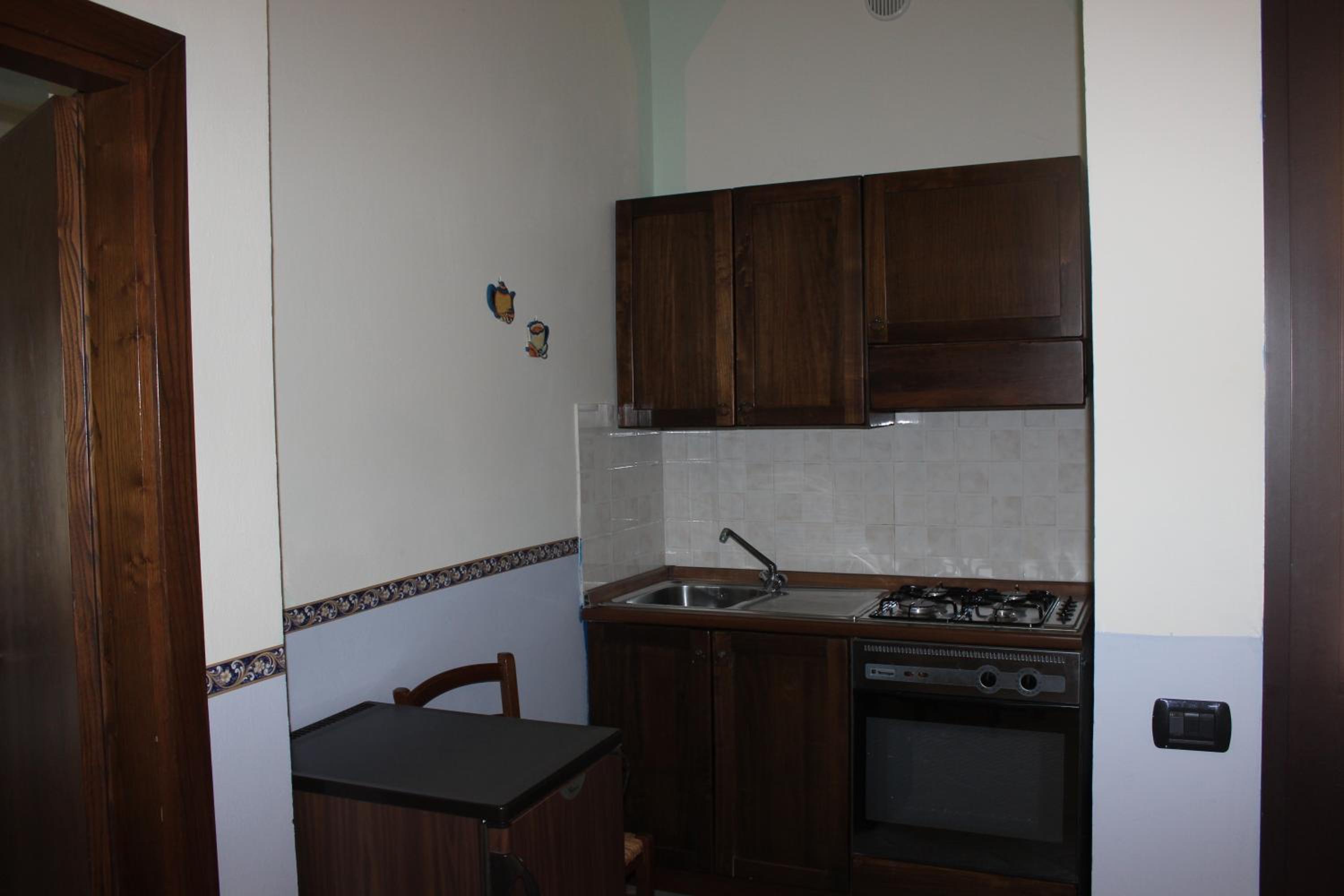 One-Bedroom Apartment photo 2