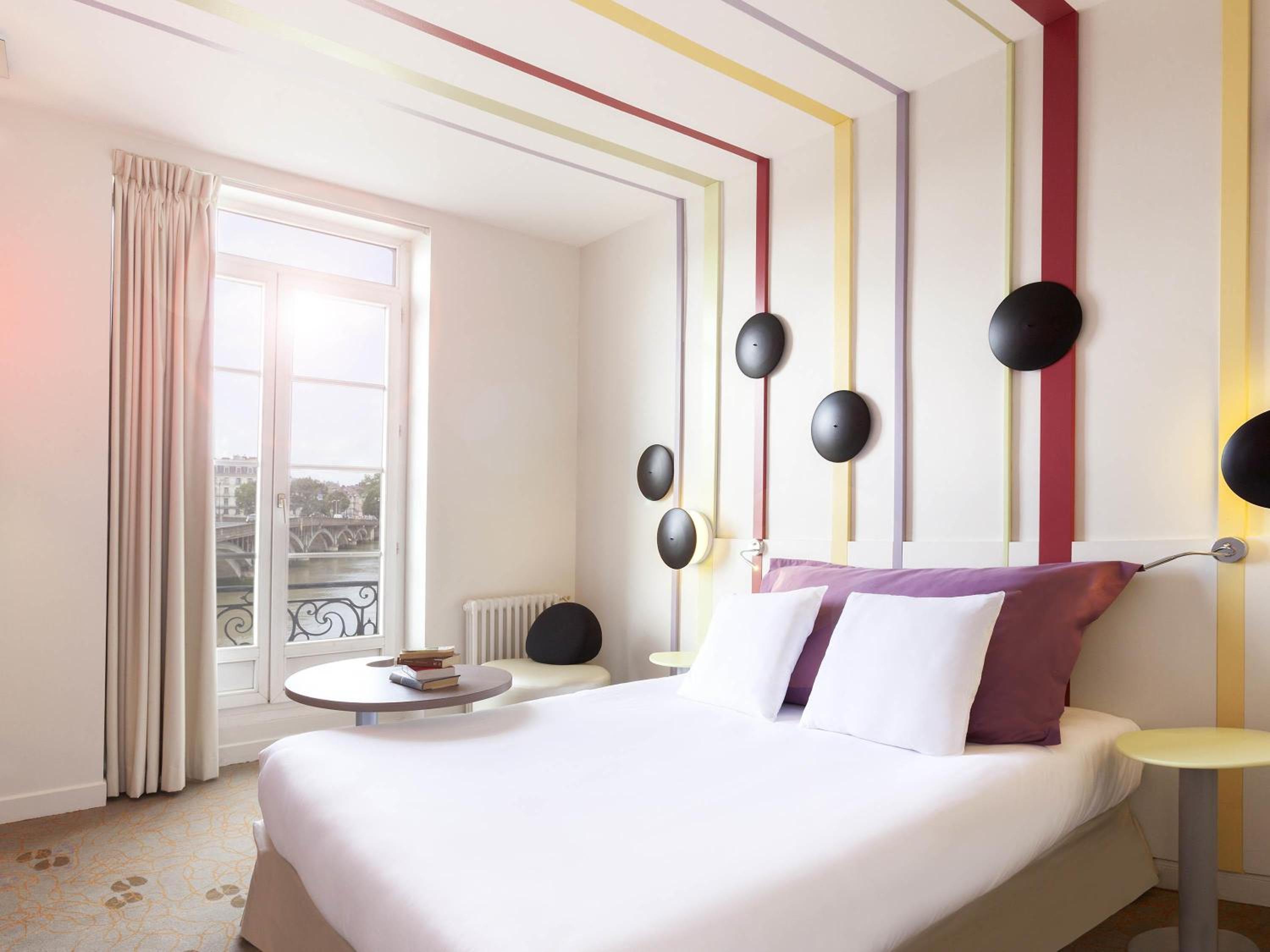 Standard Double Room with View - Photo 4