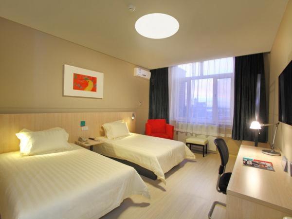 Standard Twin Room A