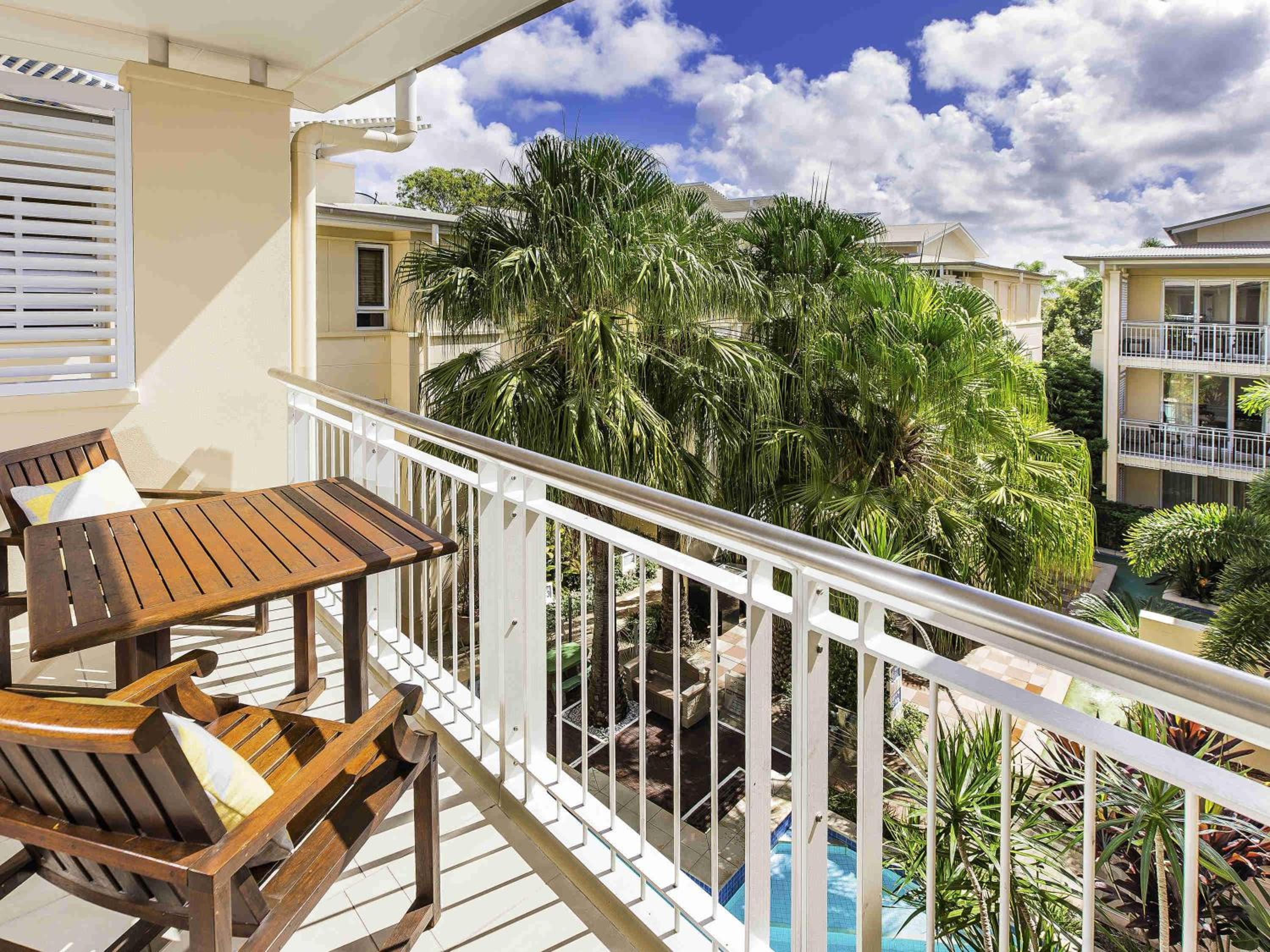 One Bedroom Garden or Pool View Apartment - Photo 2