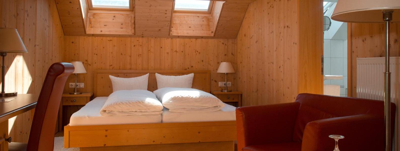 Small Double Room photo 1