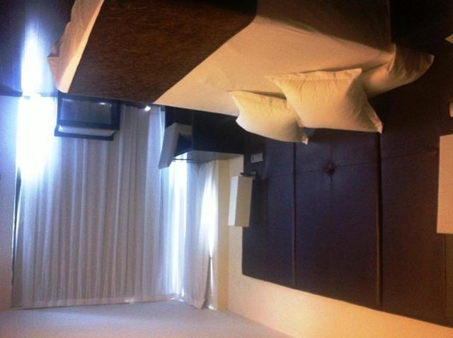 Double or Twin Room - Photo 5