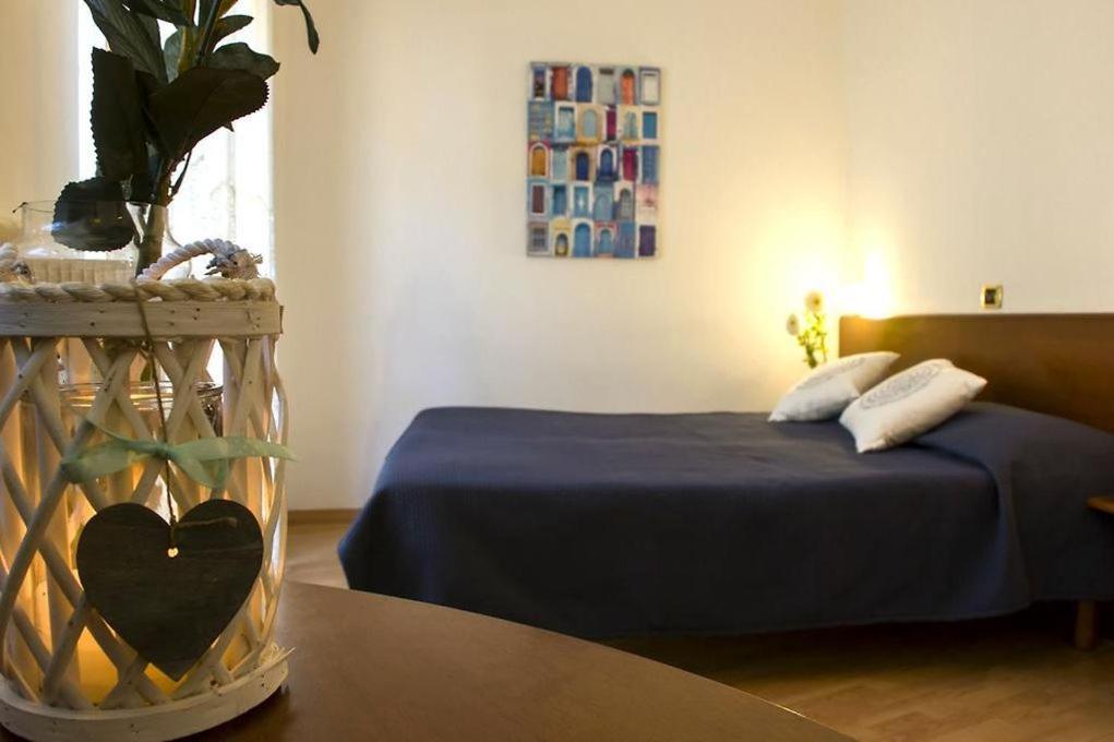 Double Room (1 Adult + 1 Child)