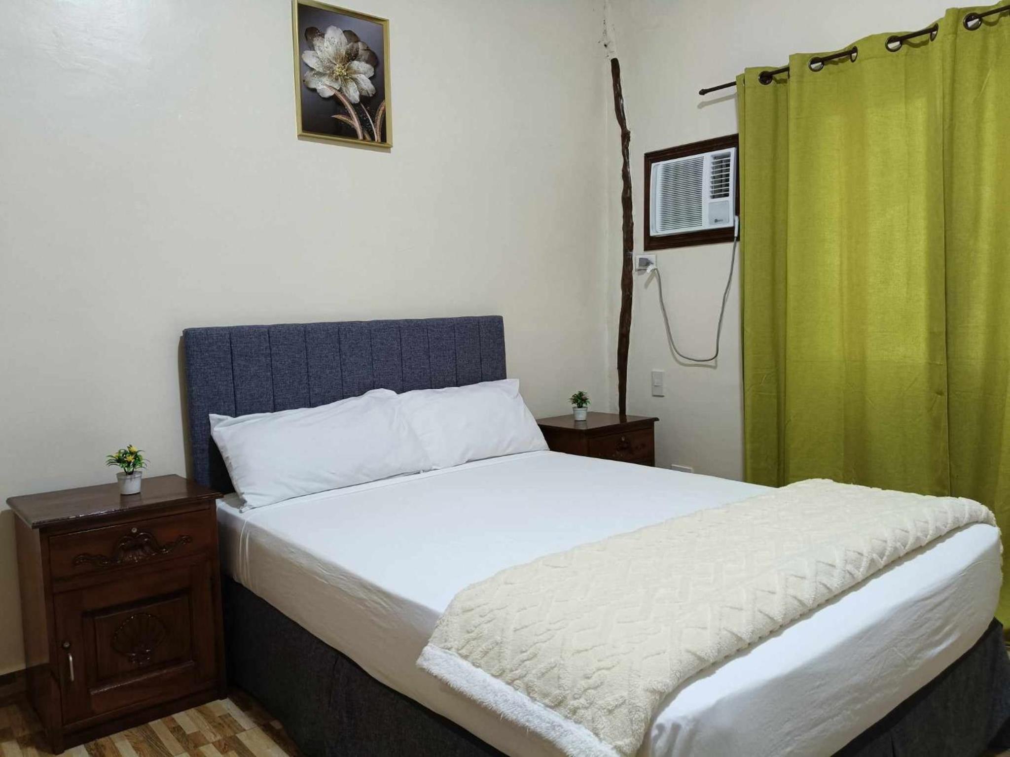 Deluxe Family Room - Photo 3