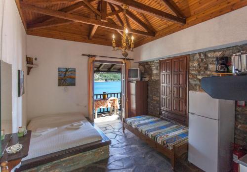 Double Room with Balcony and Sea View