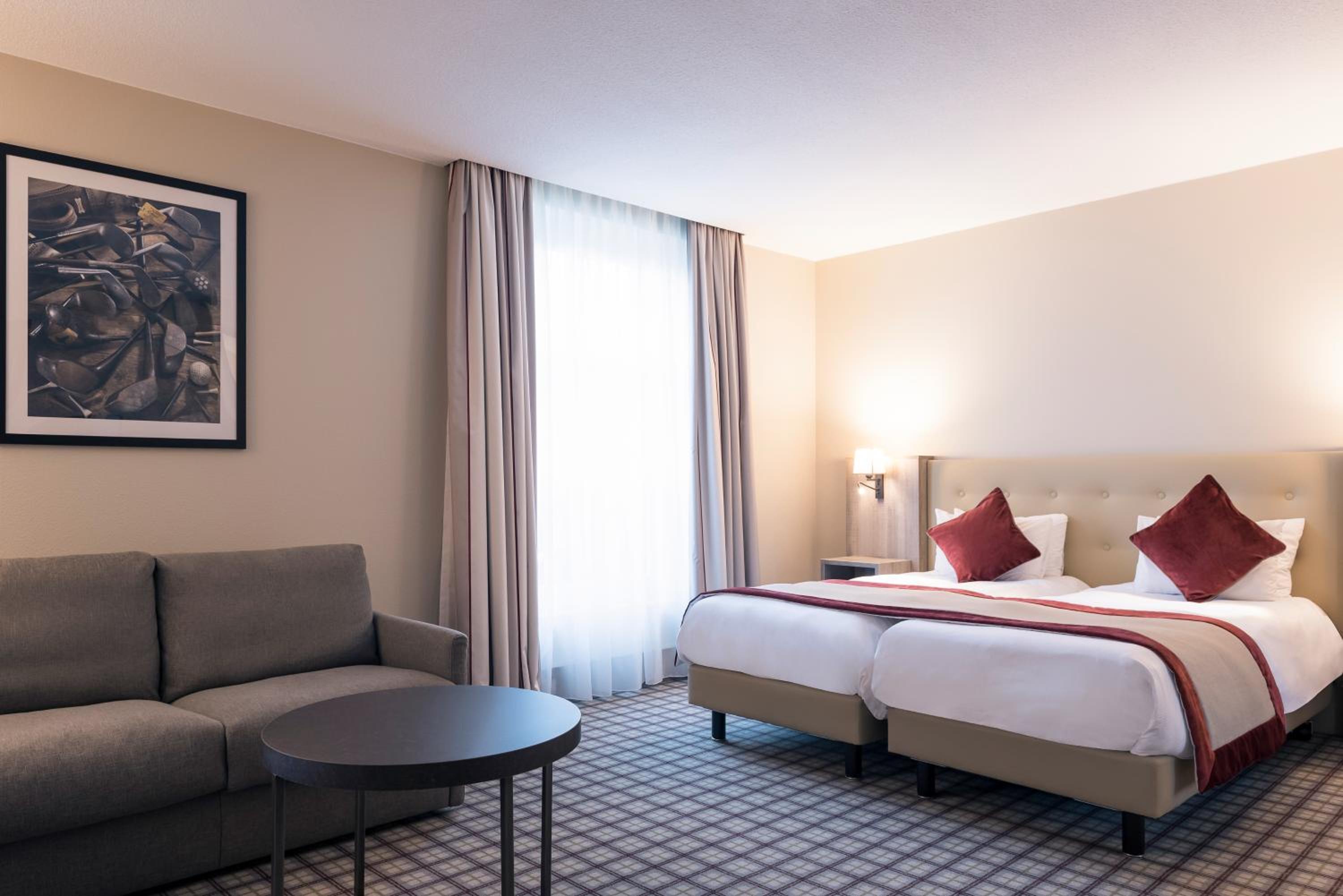 Classic Room with One Double Bed or Two Single Beds - Photo 1