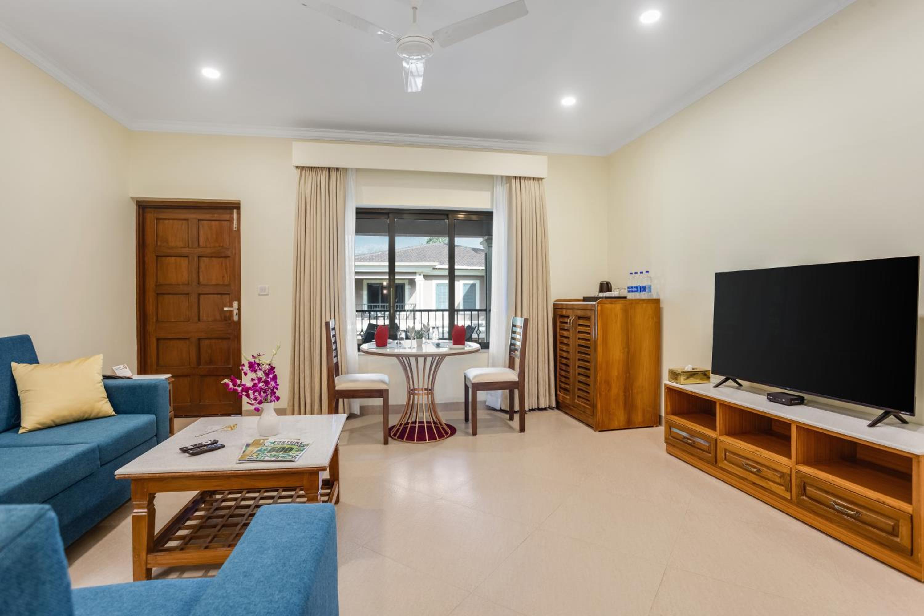 Premium Suite First Floor Pool View – 10% Discount on F&B (15th April 2026 to 30th Sep 2026) photo