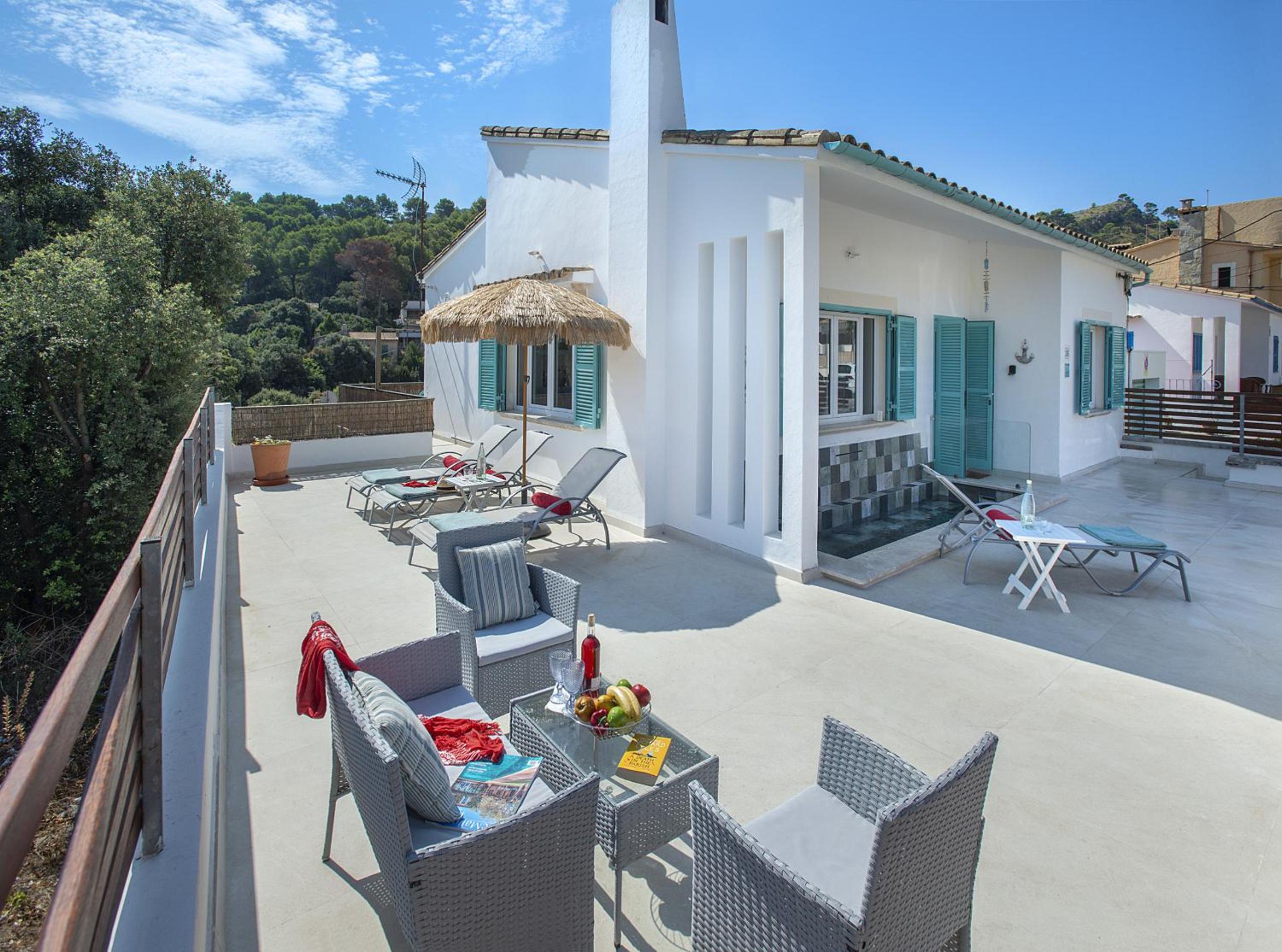 Villa with Private Pool photo 3