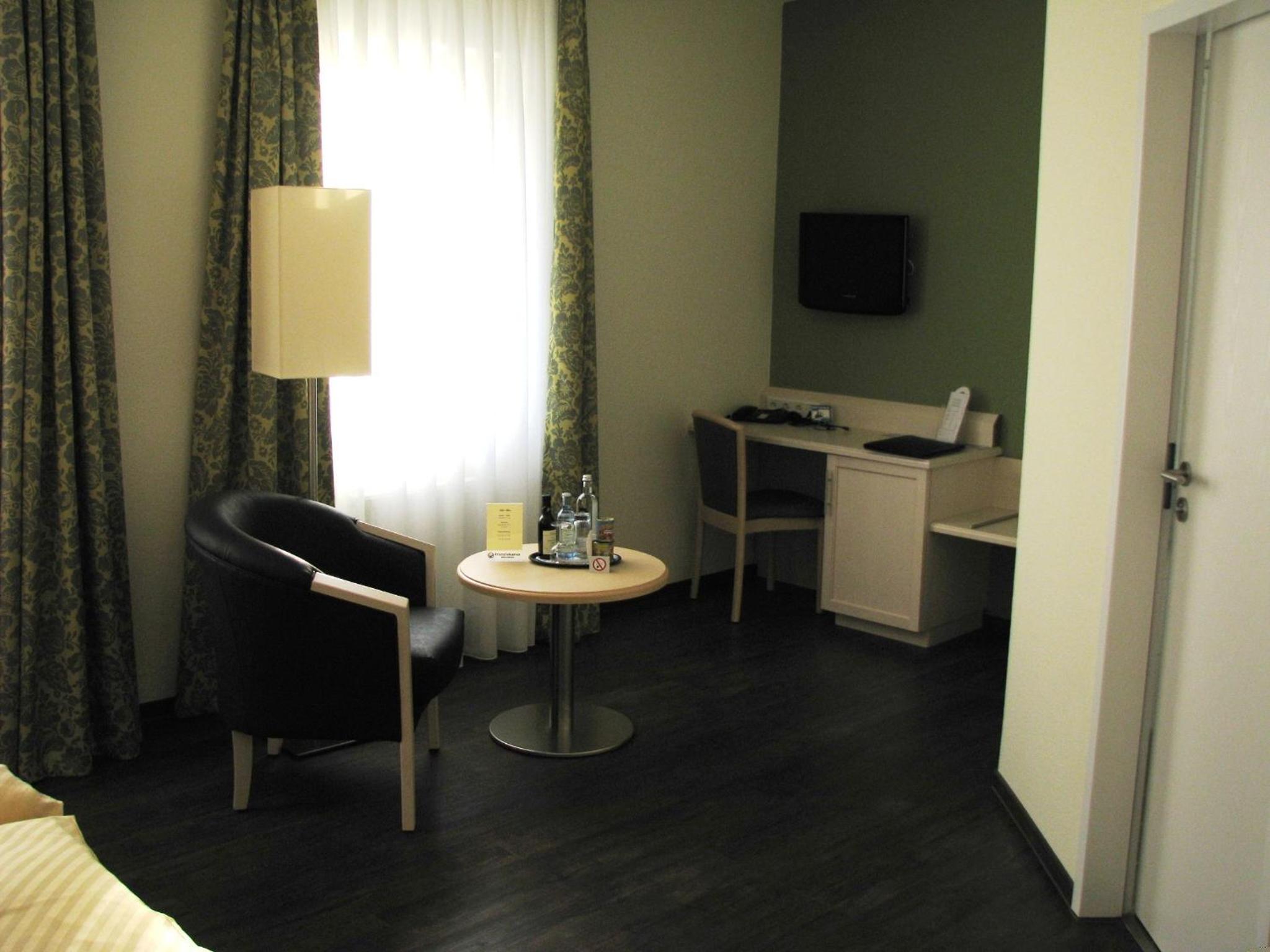 Double Room - Photo 3