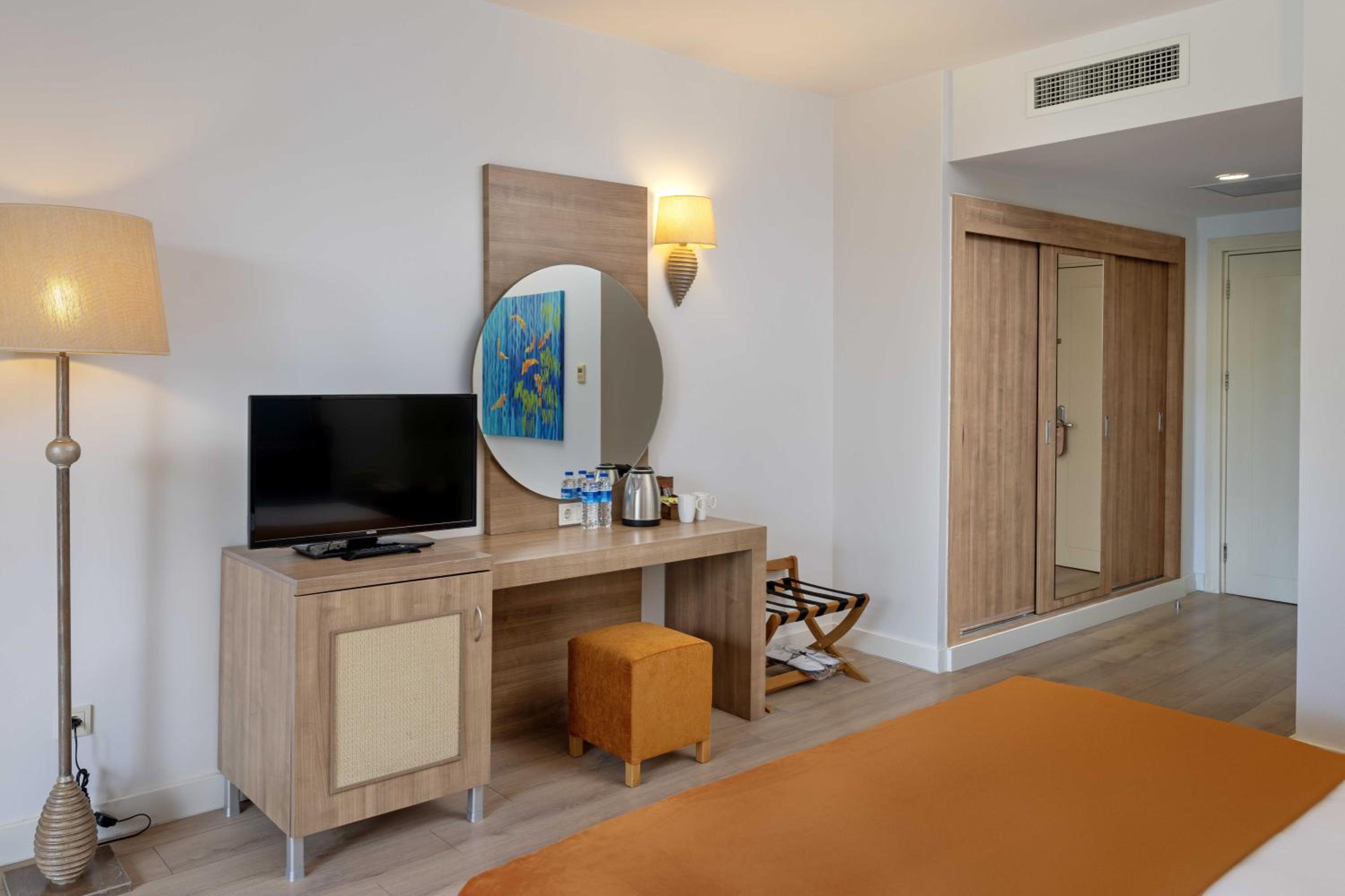 Double Room with Lake View