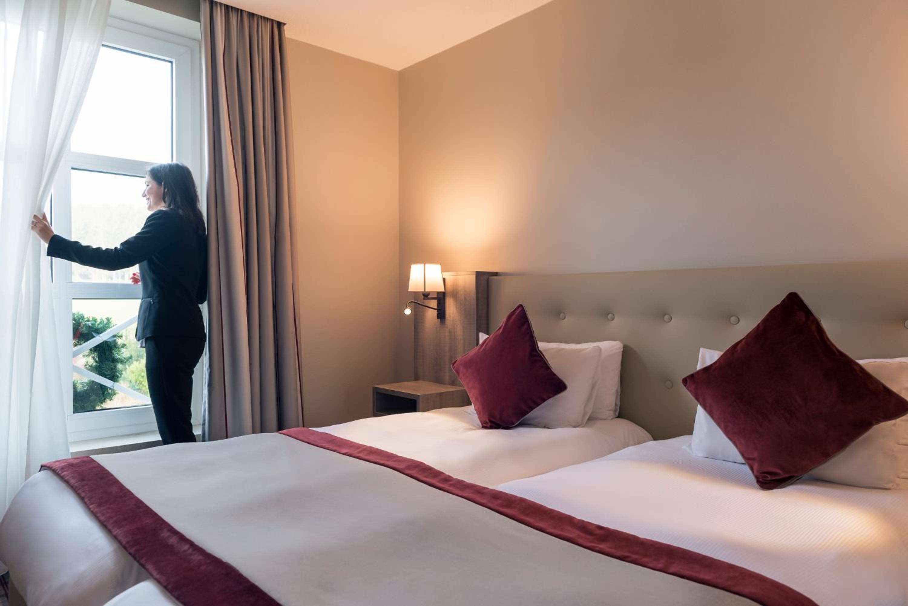 Classic Room with One Double Bed or Two Single Beds - Photo 2