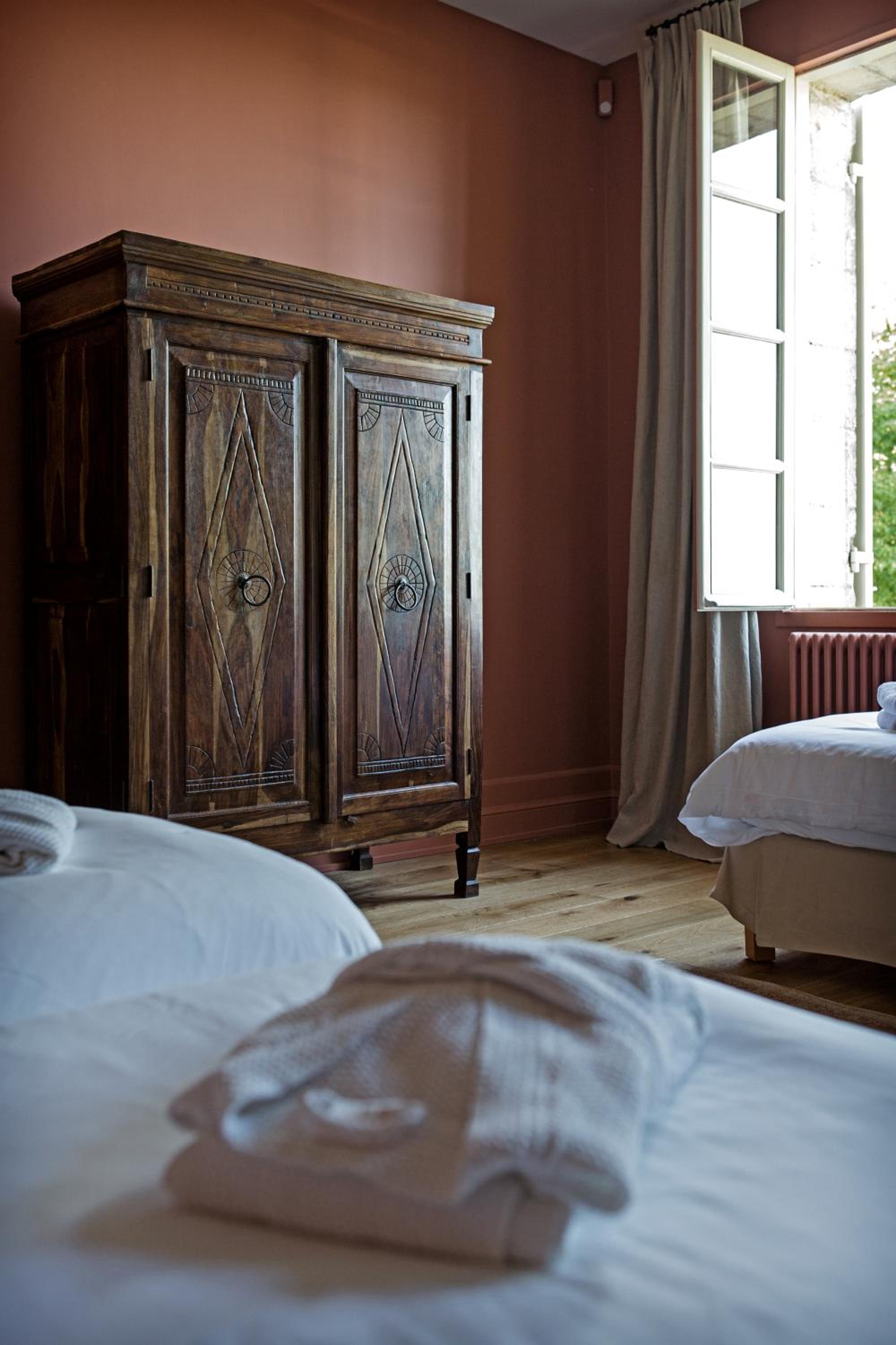 Double or Twin Room with Pool View photo 1