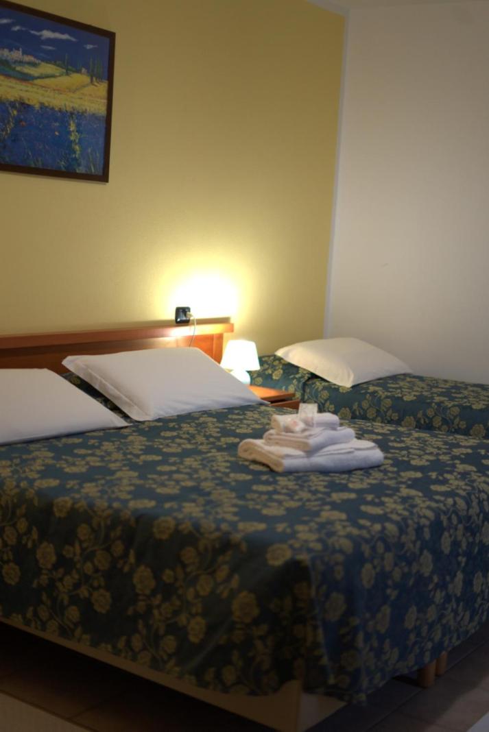 Quadruple Room with Balcony photo 2