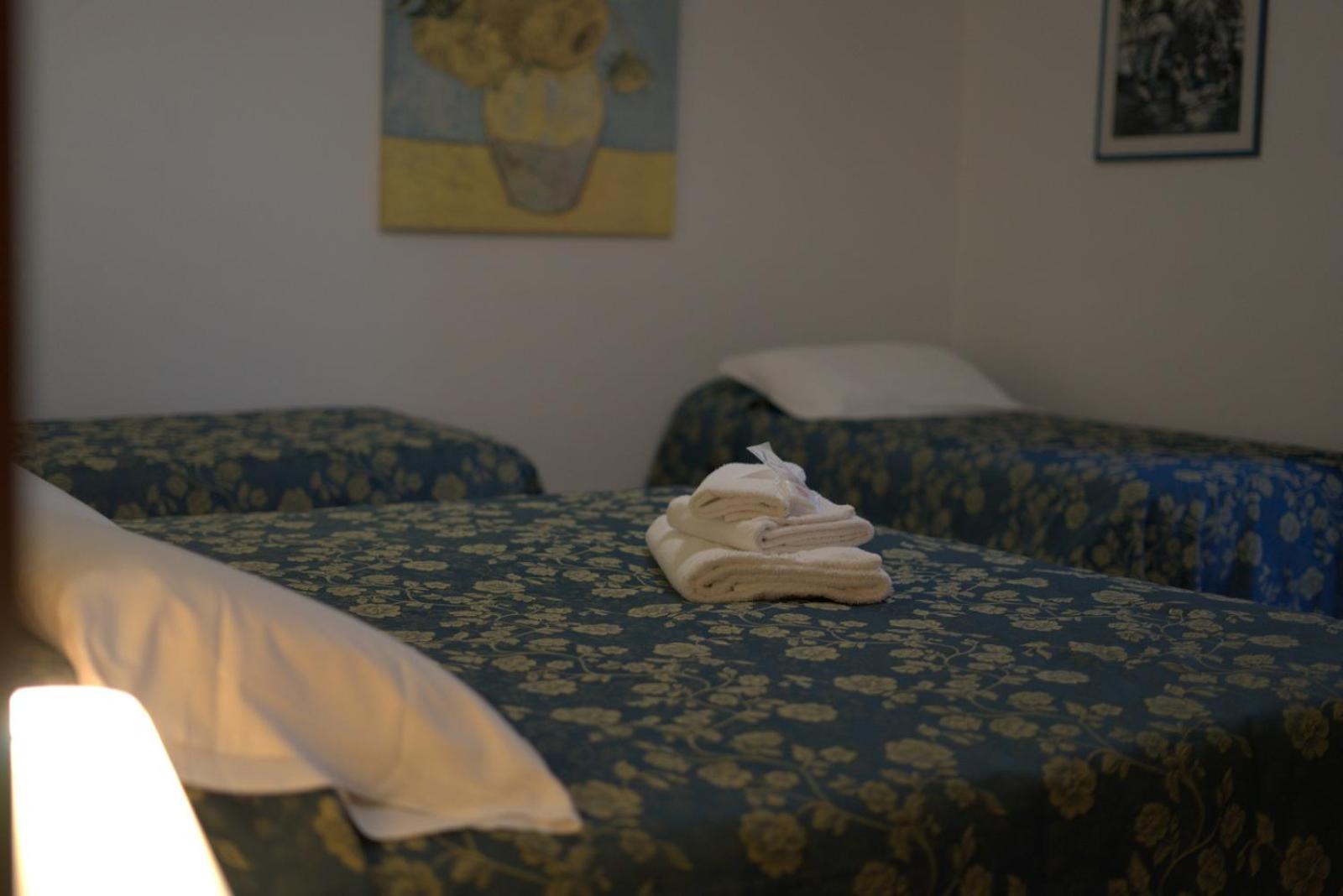 Quadruple Room with Balcony photo 3