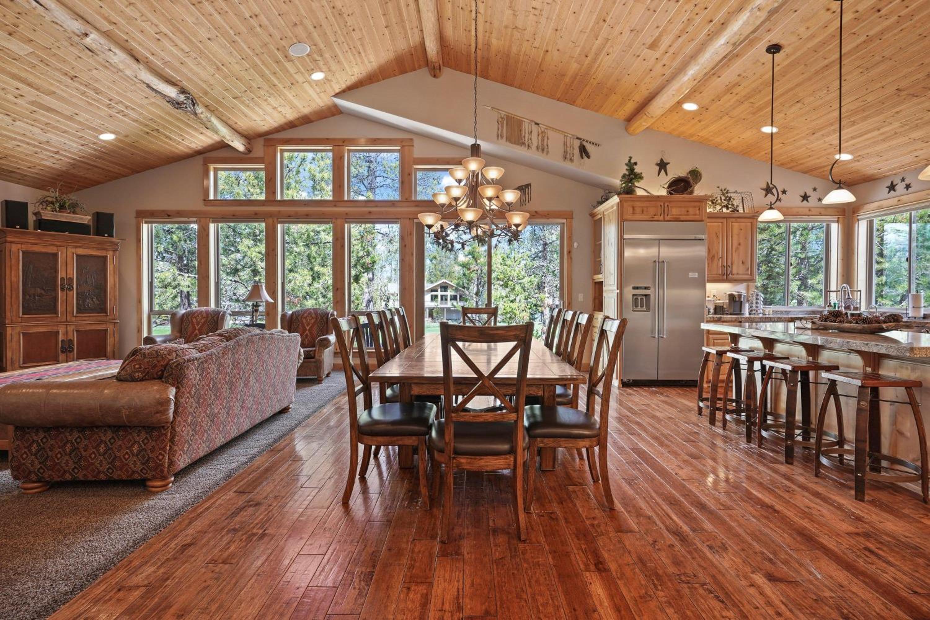 Six-Bedroom Holiday Home photo 1