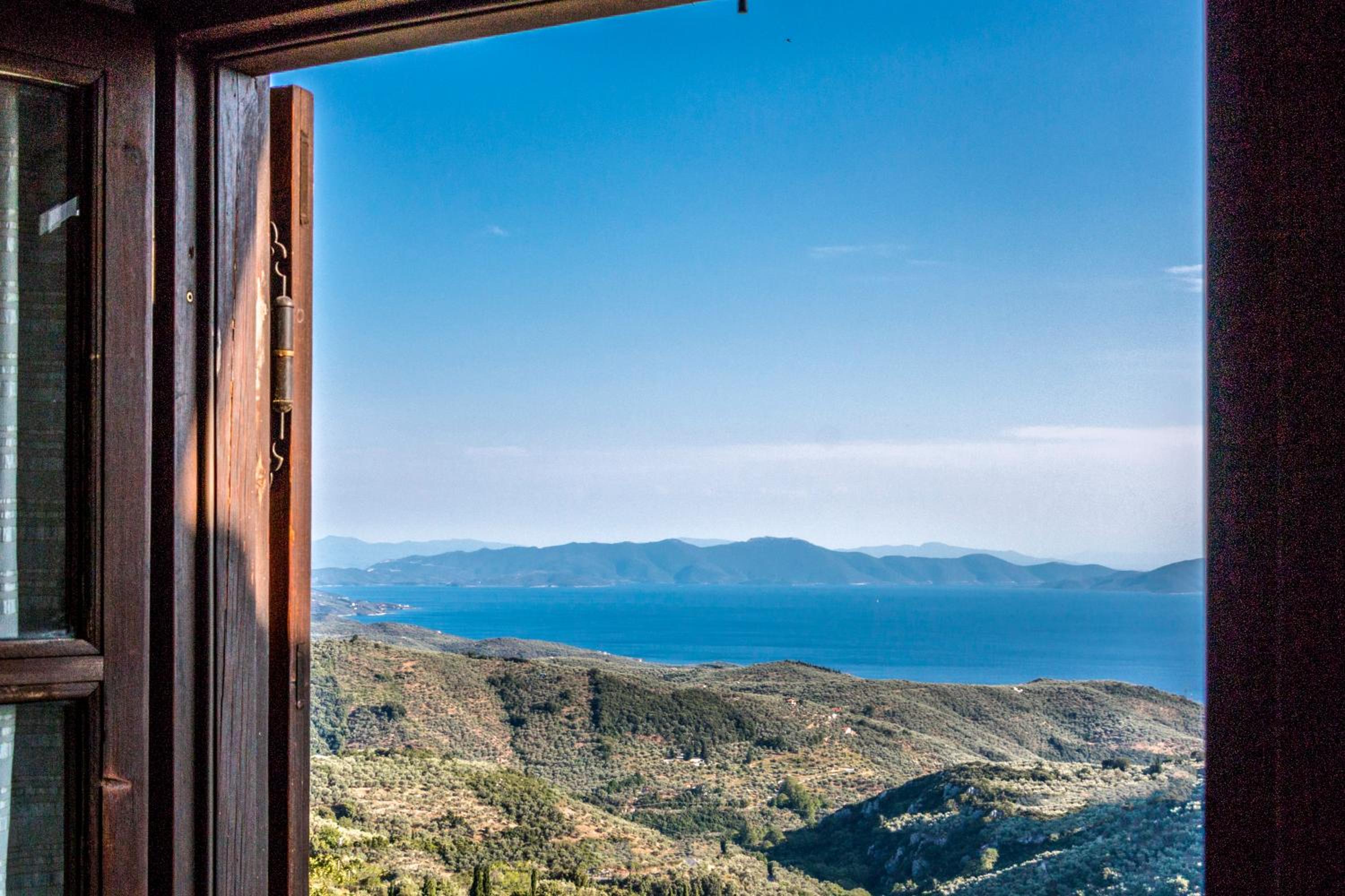 Triple Room with Sea View - Photo 2