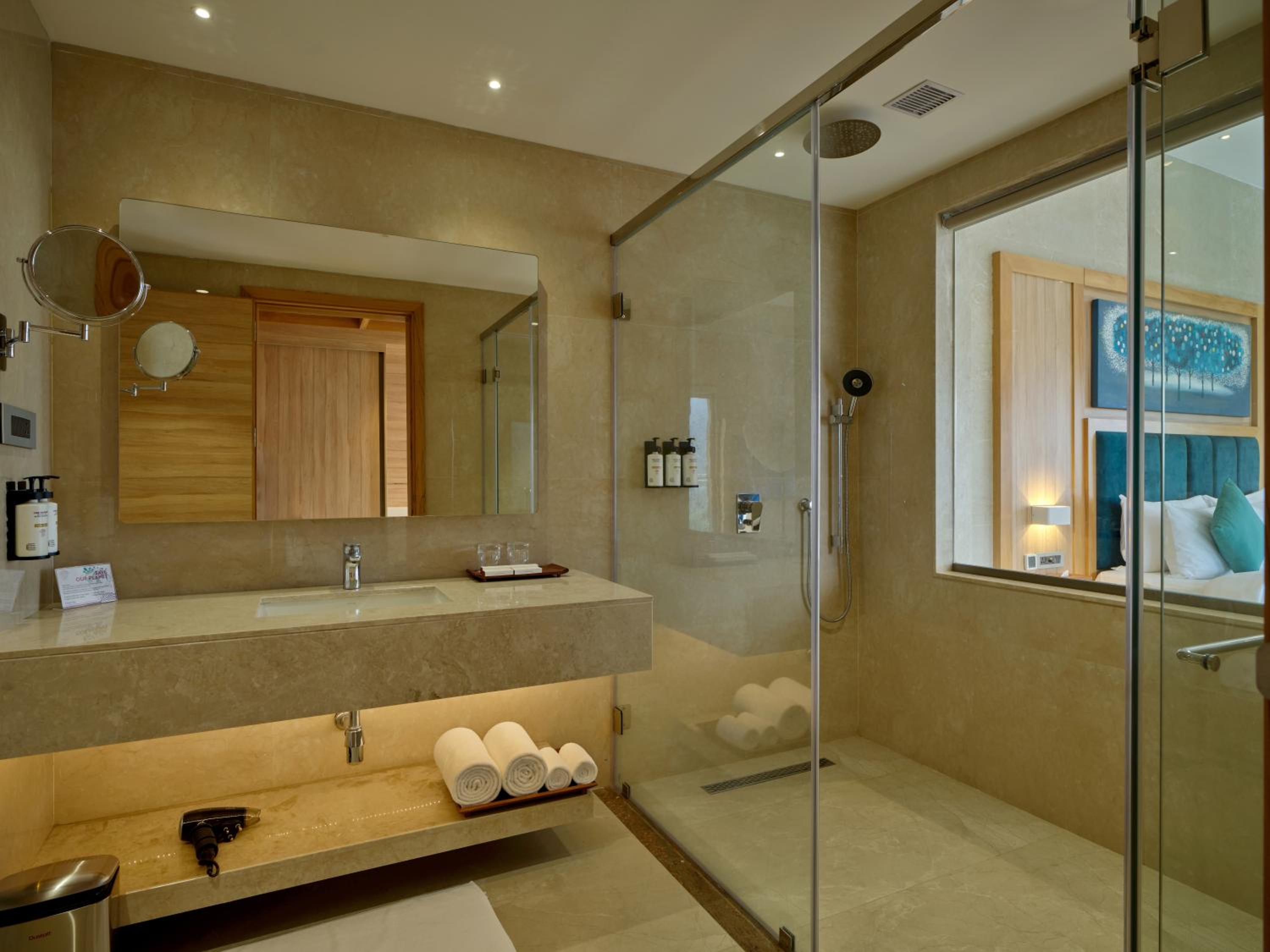 Monarch Suite