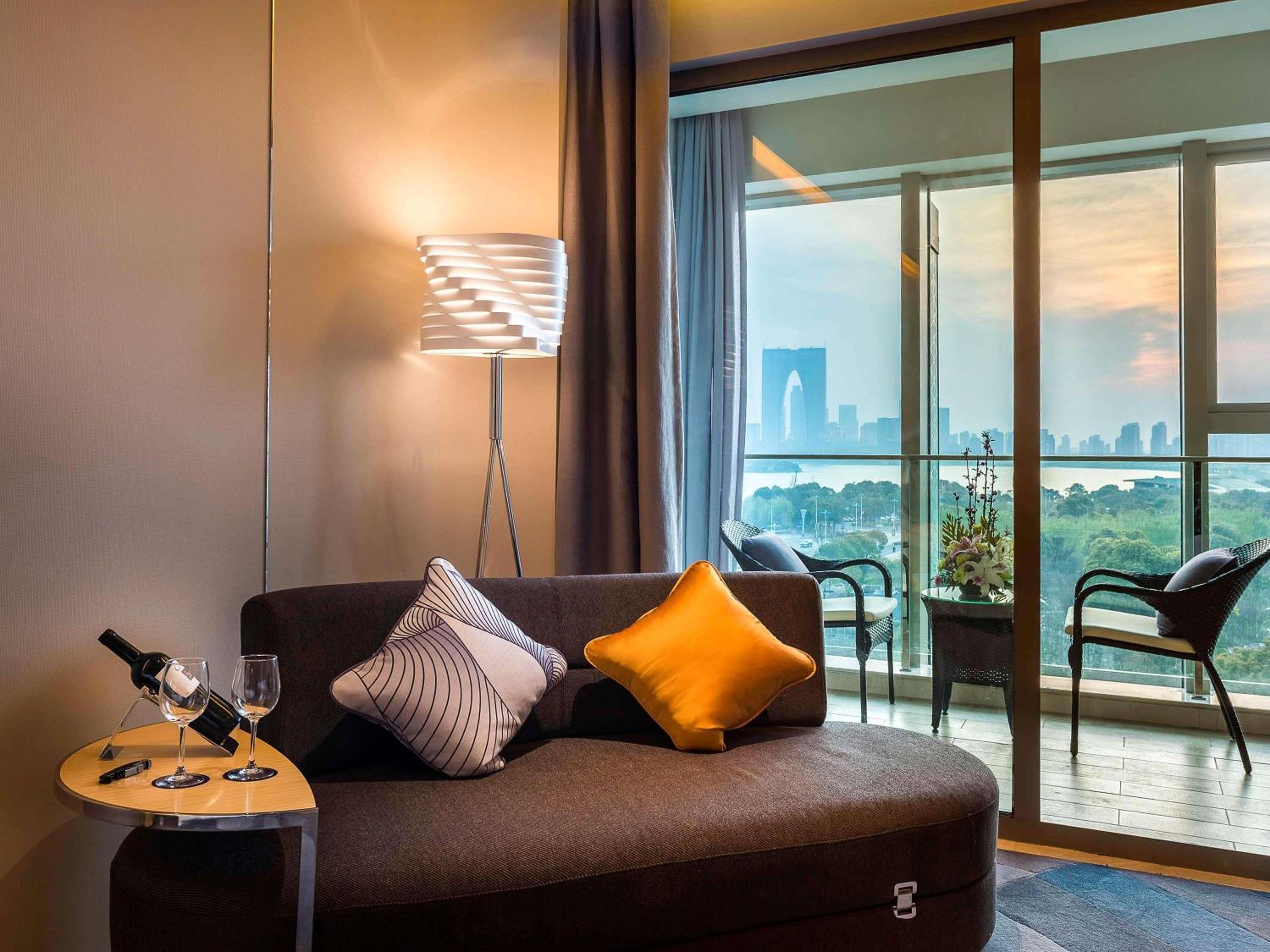 Deluxe King Room with Balcony