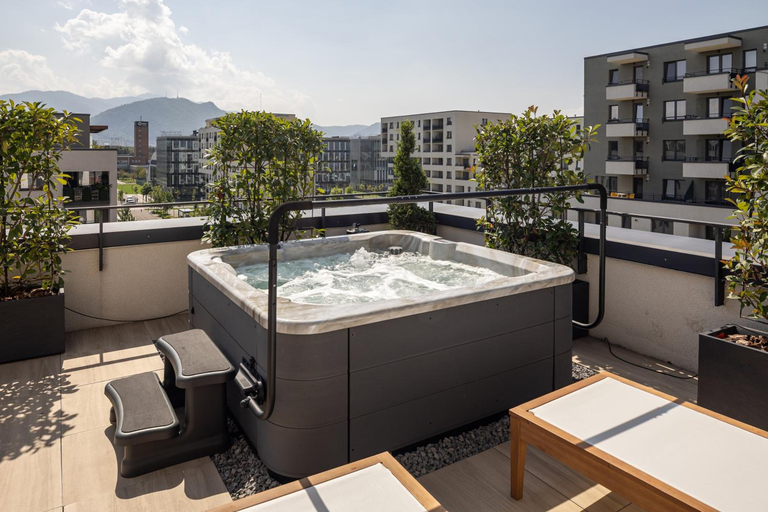 Two-Bedroom Penthouse with Jacuzzi