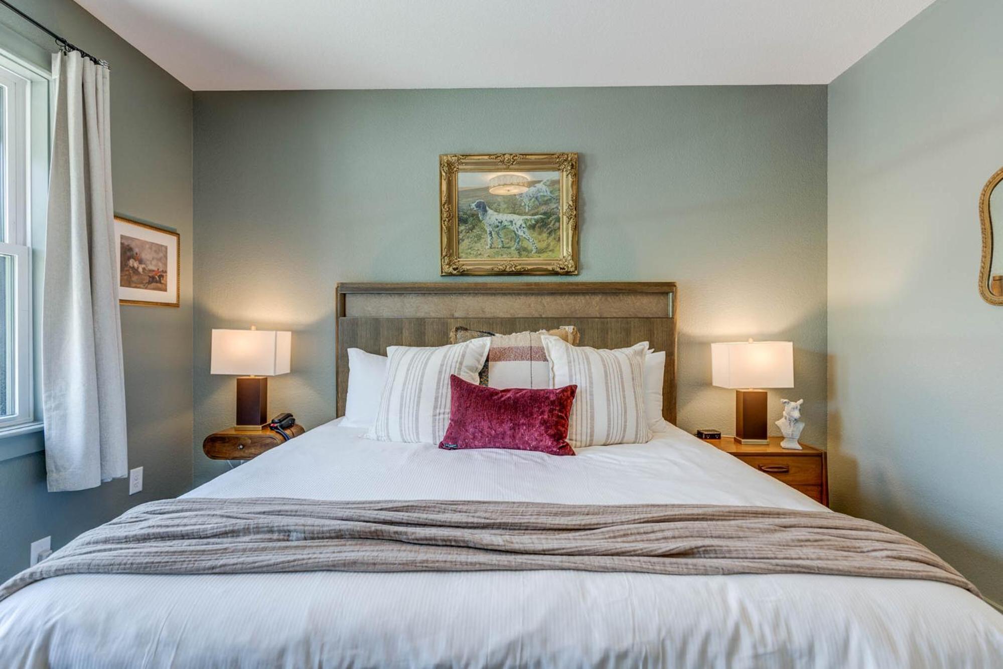 Standard King Room