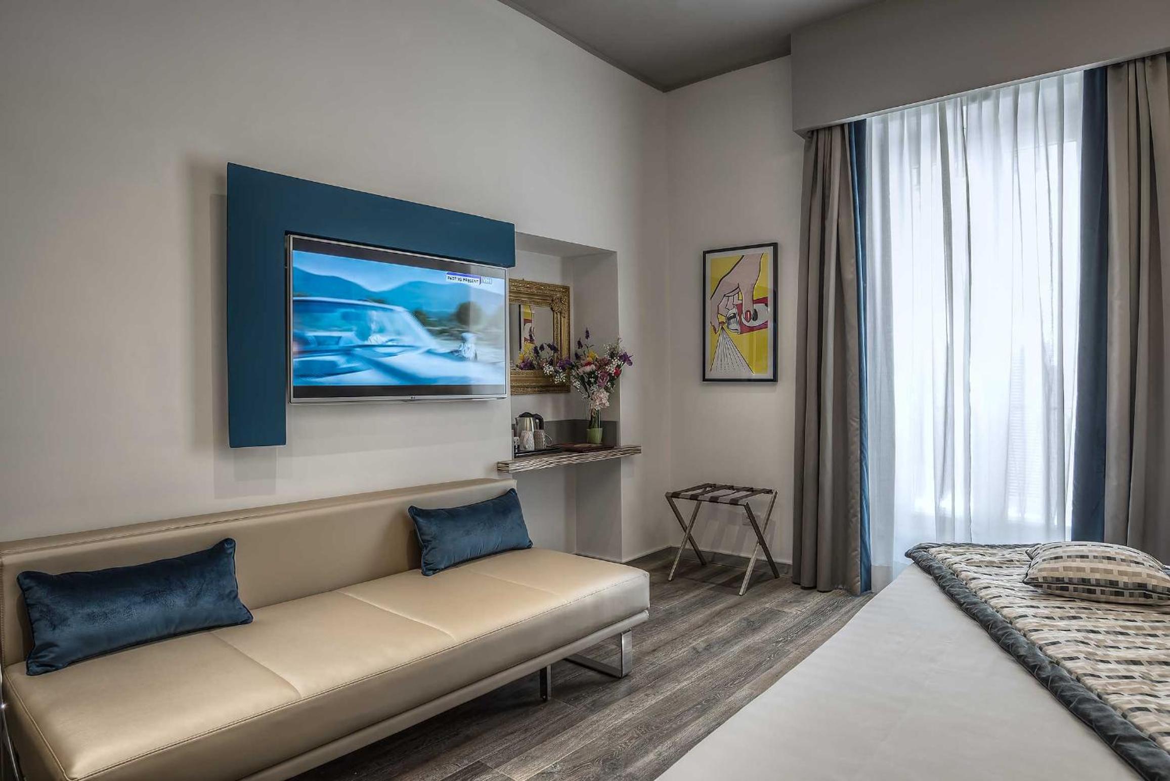 King Room with Spa Bath photo 2
