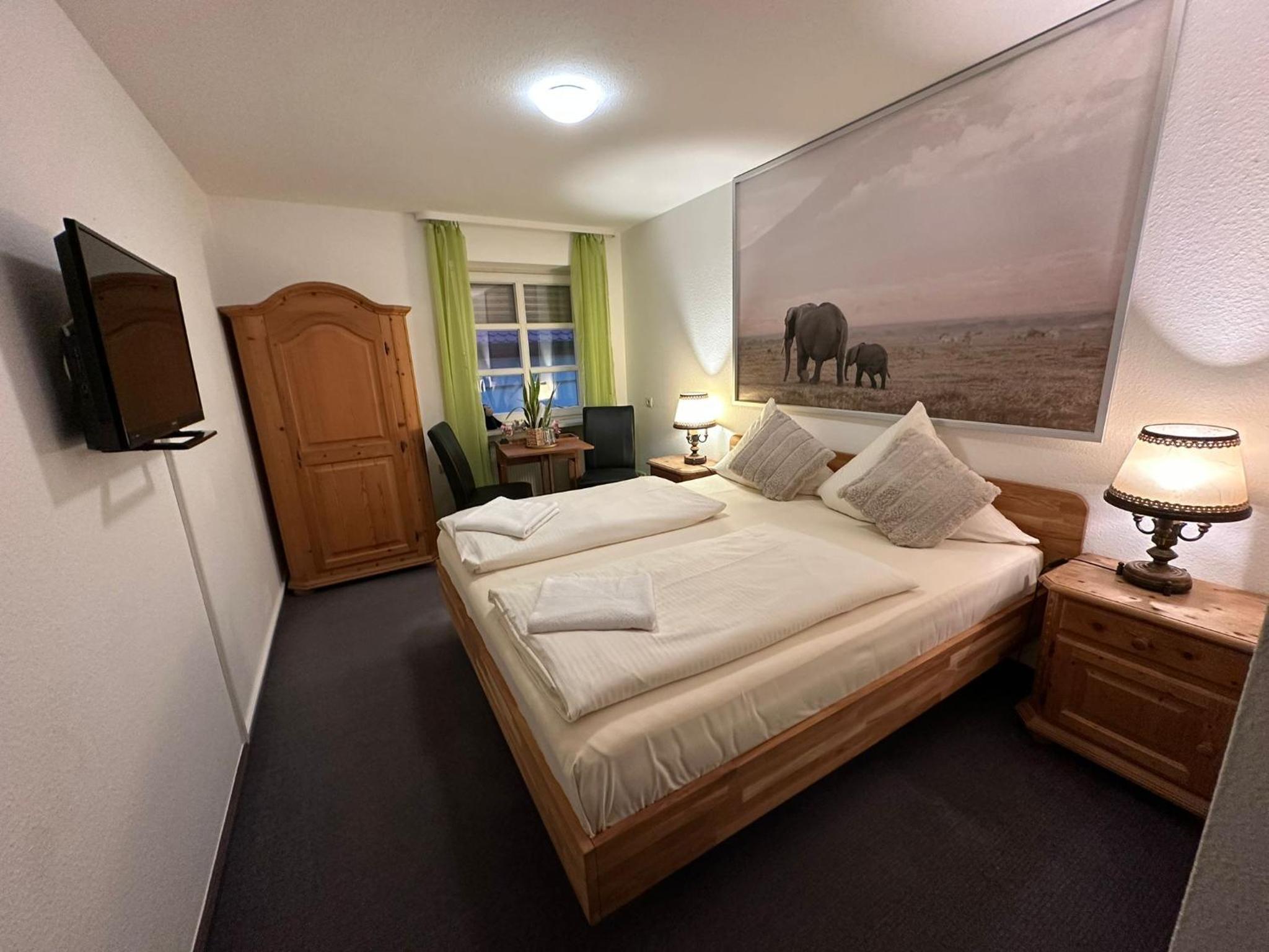Double Room with Private Bathroom photo 2