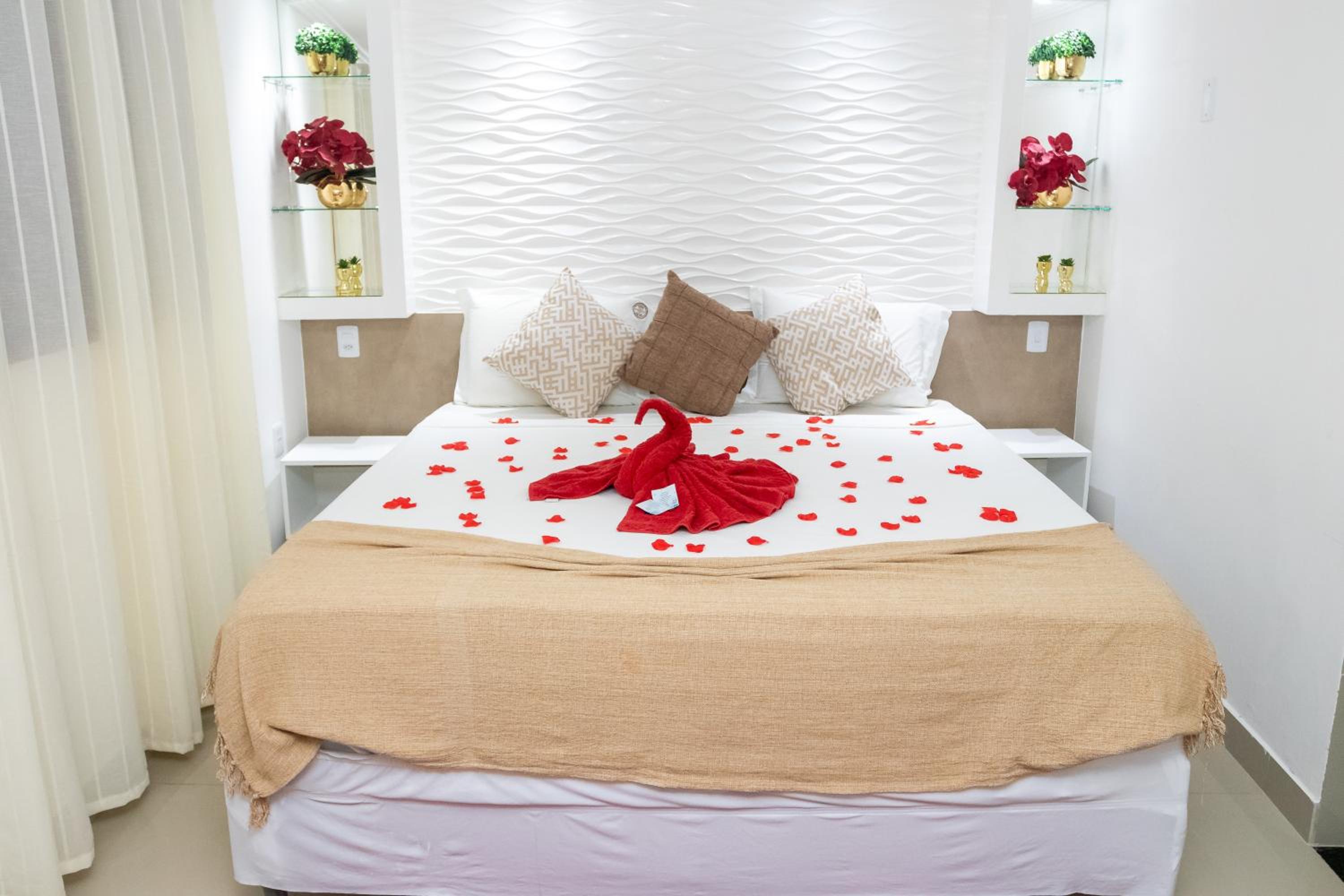 Deluxe Double Room with Bath photo 1