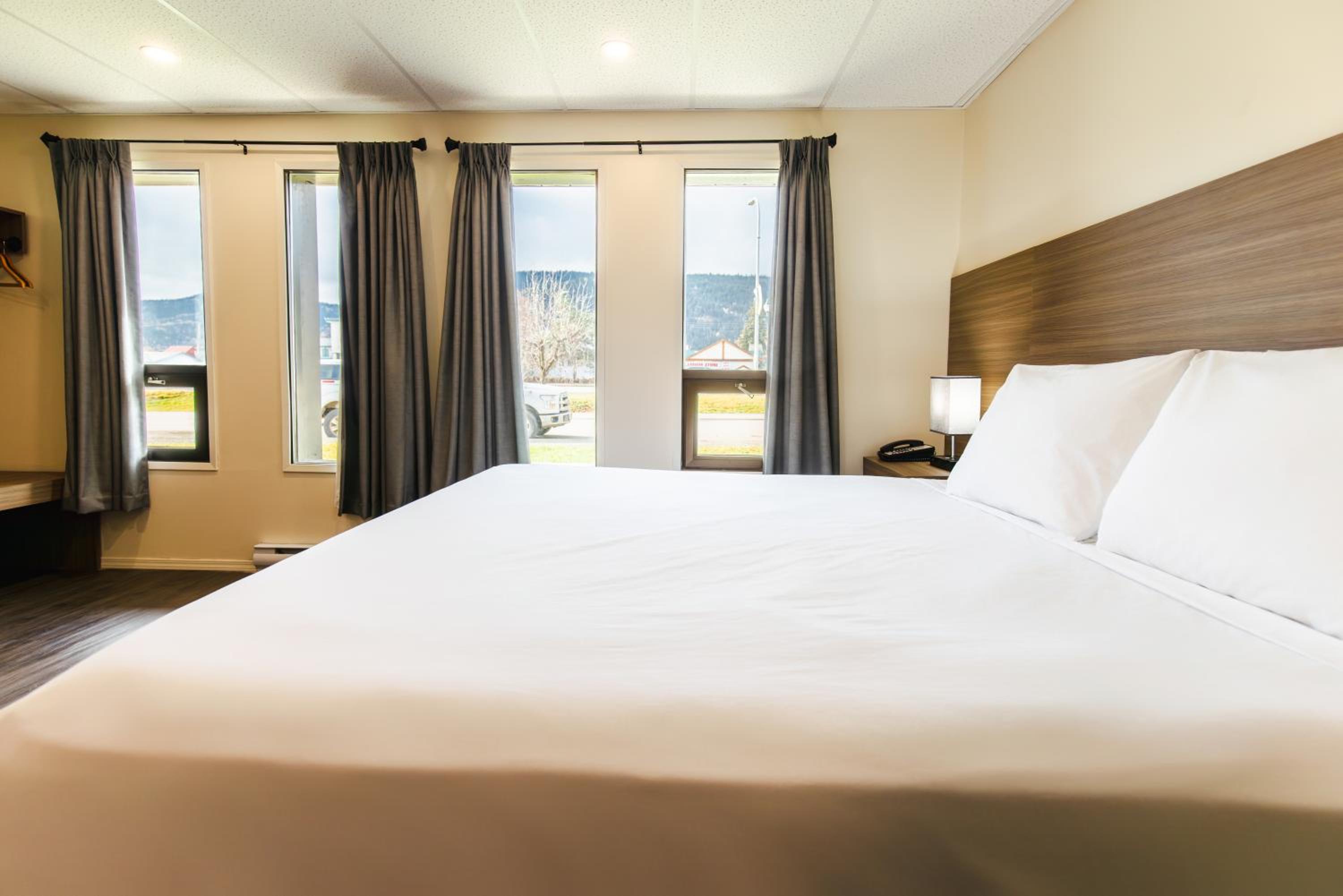 SureStay by Best Western Smithers, Photo 5