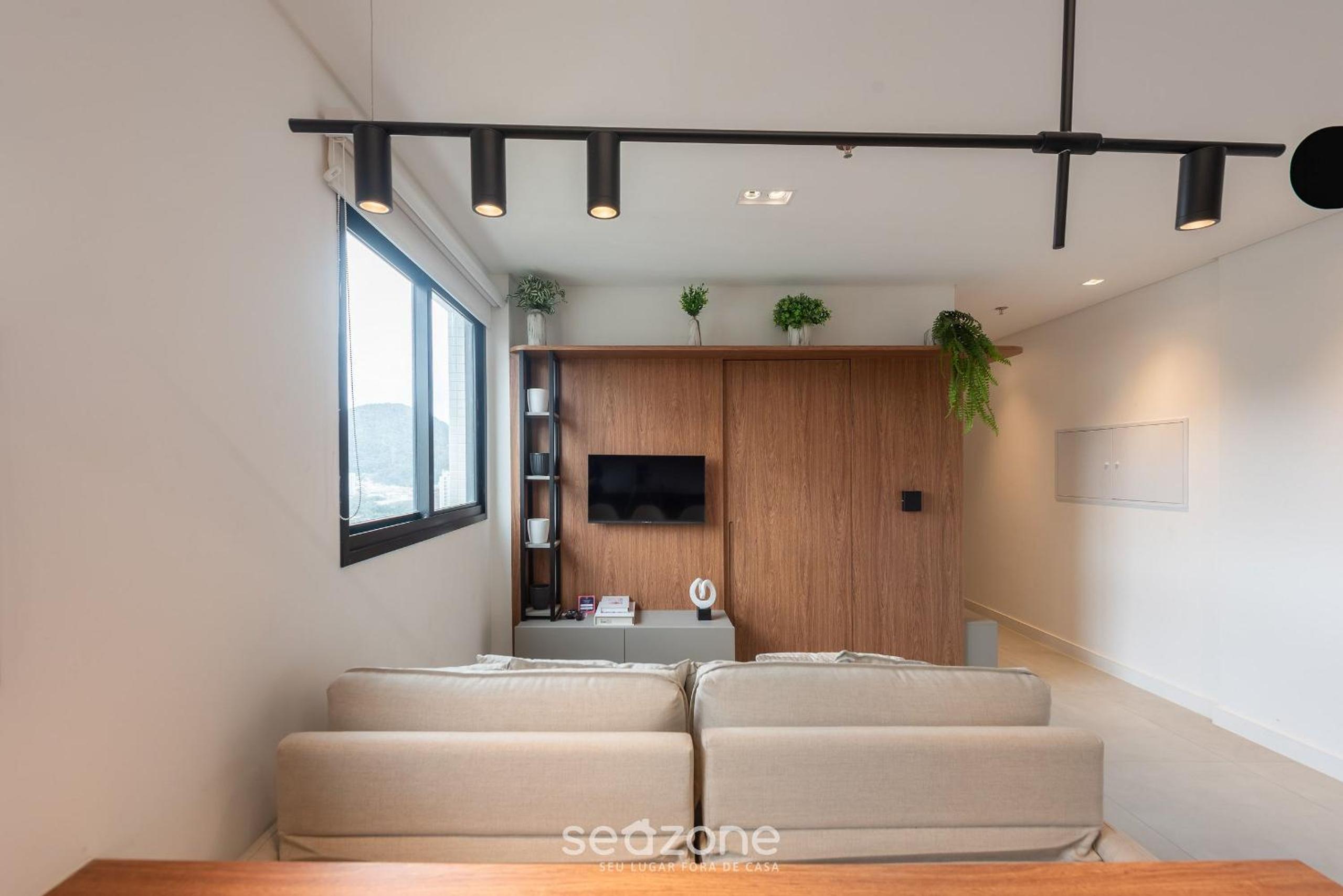 Apartment with City View