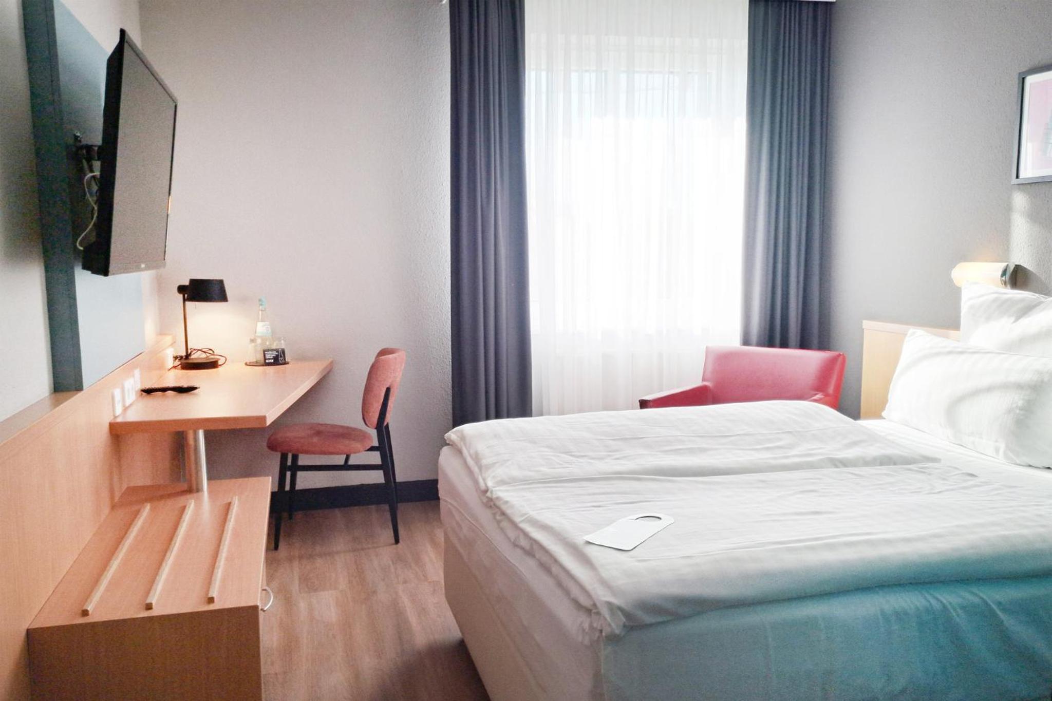 Standard Room - Photo 12