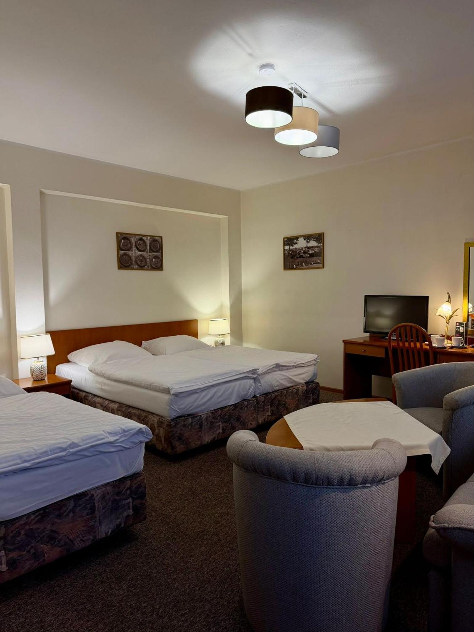 Deluxe Quadruple Room