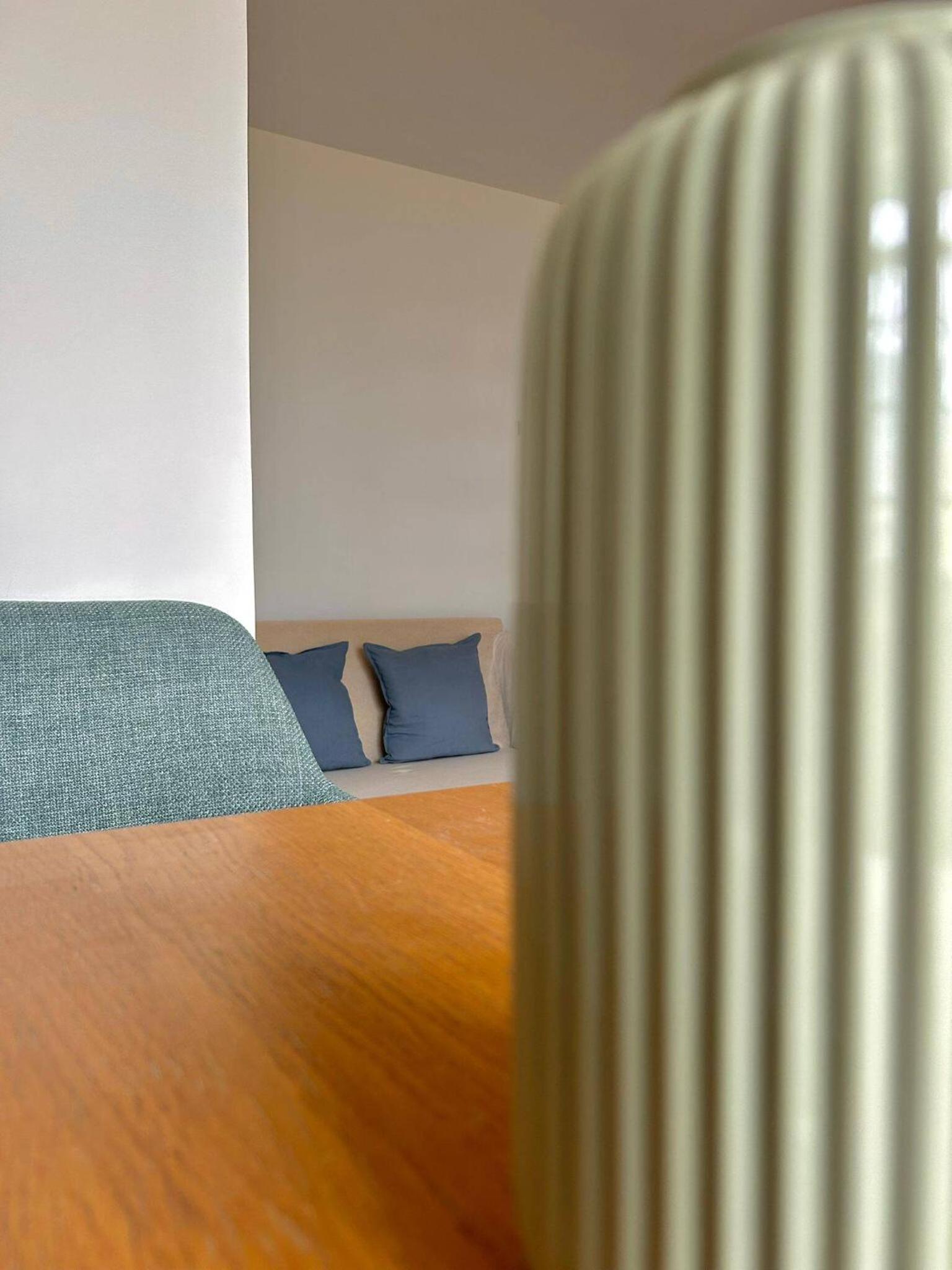One-Bedroom Standard Apartment photo 1