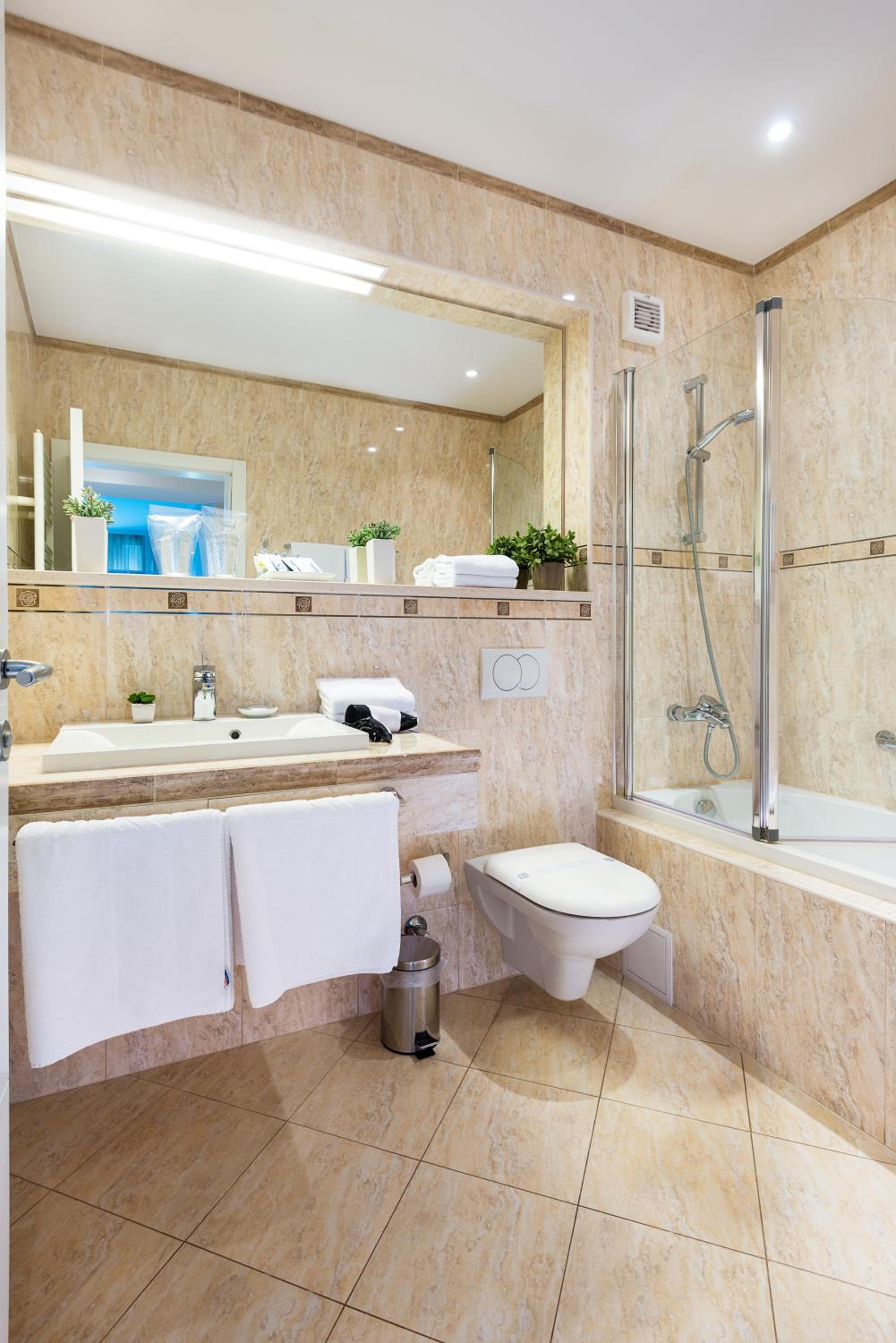 Economy Double Room - Ground Floor - Photo 2