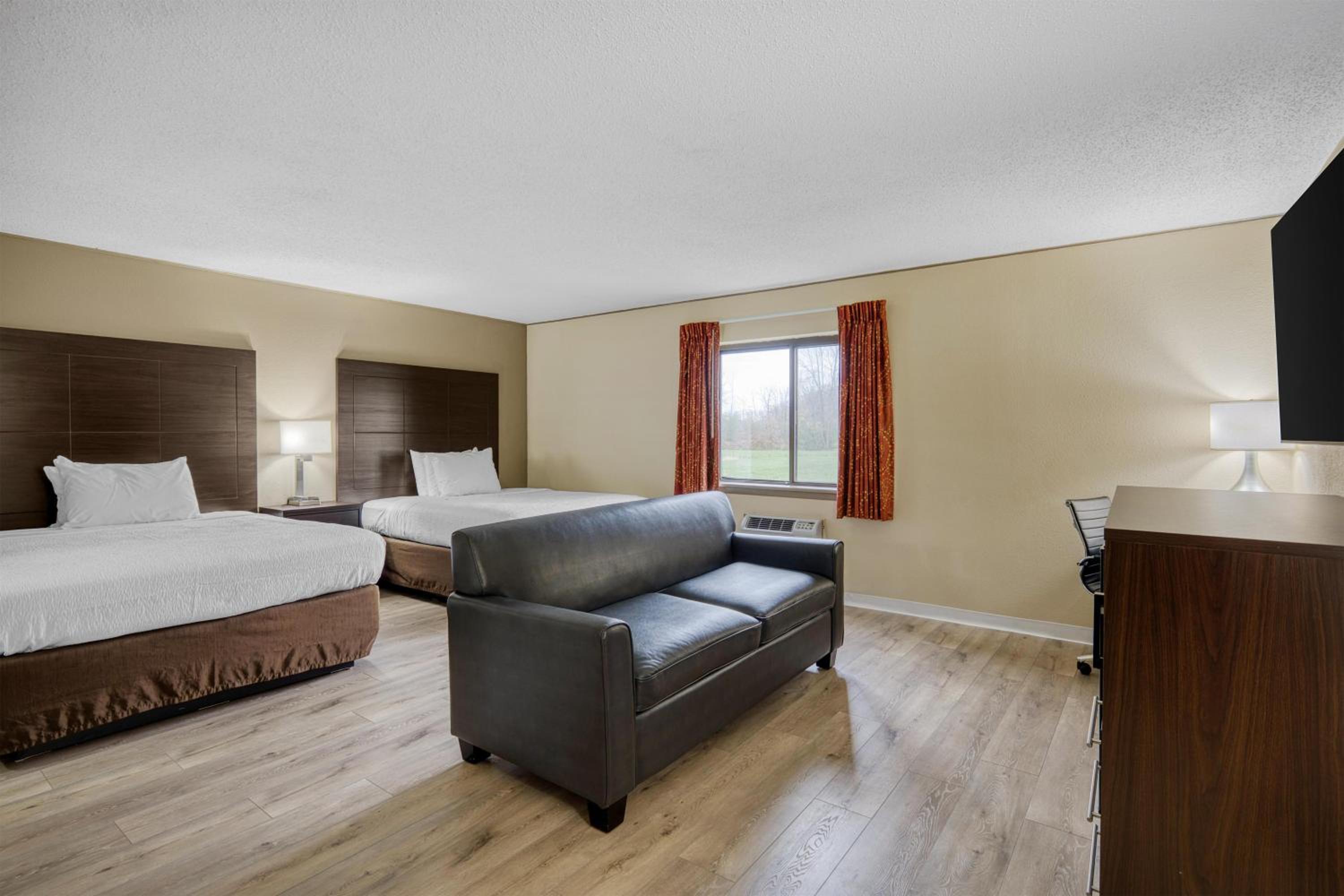 Queen Room with Two Queen Beds and Sofa Bed - Non-Smoking - Photo 1