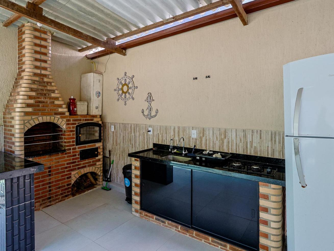 Two-Bedroom House photo 2