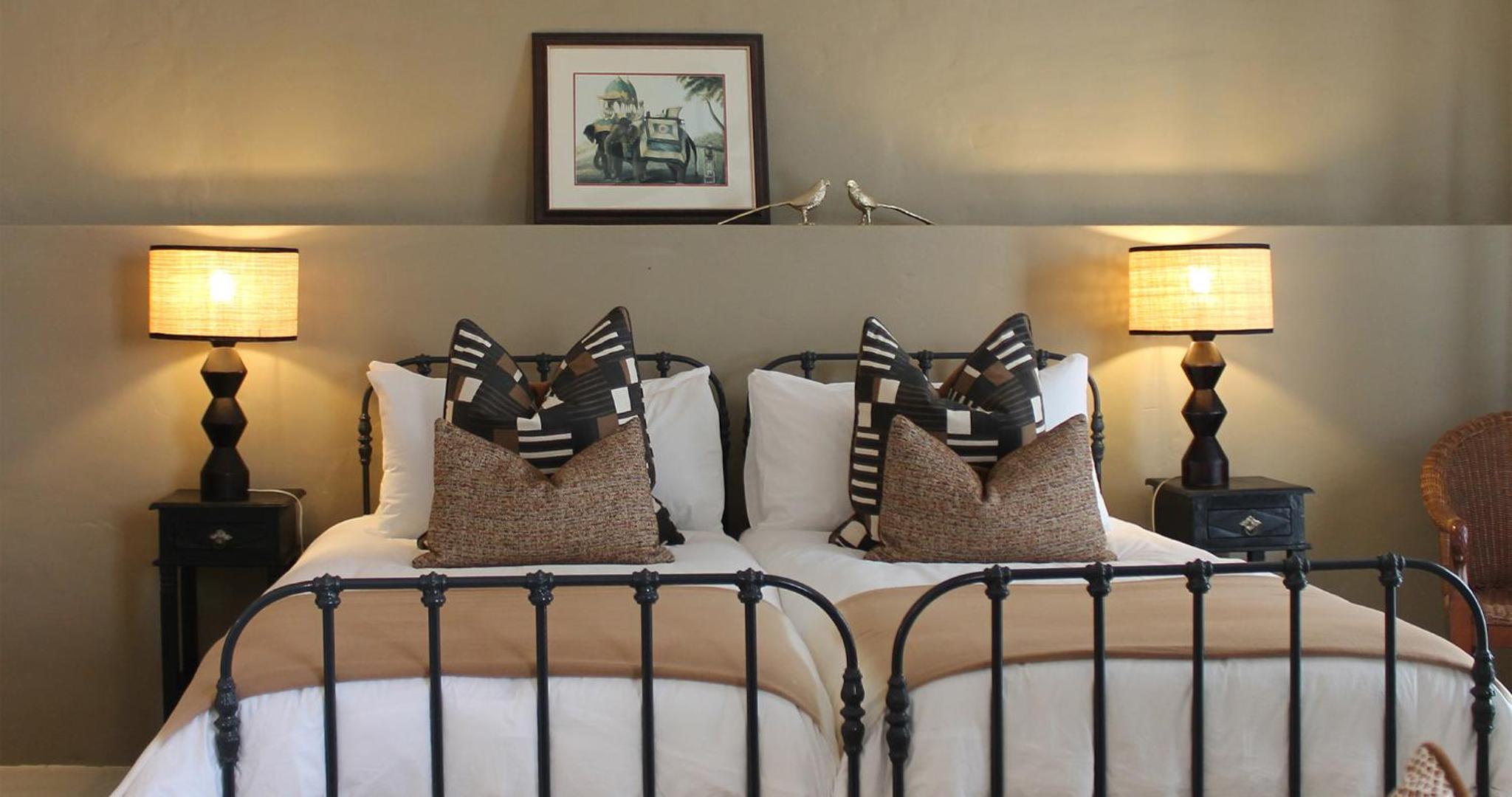 Premium Twin Room - Photo 5