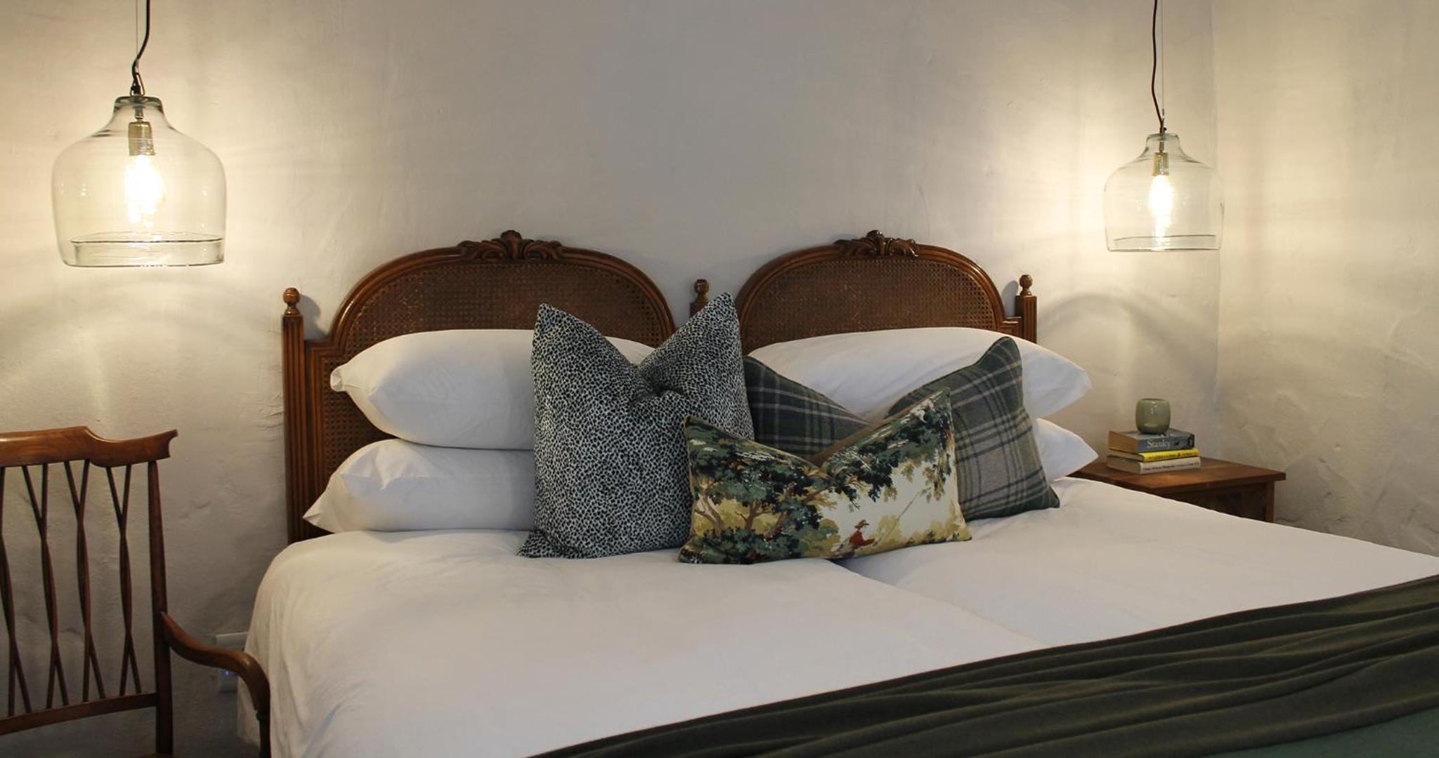 Premium Twin Room - Photo 15