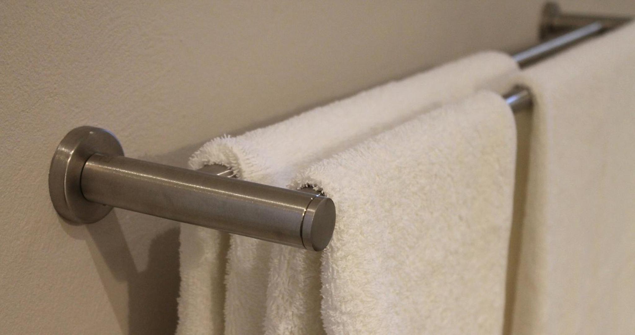 Premium Twin Room - Photo 12