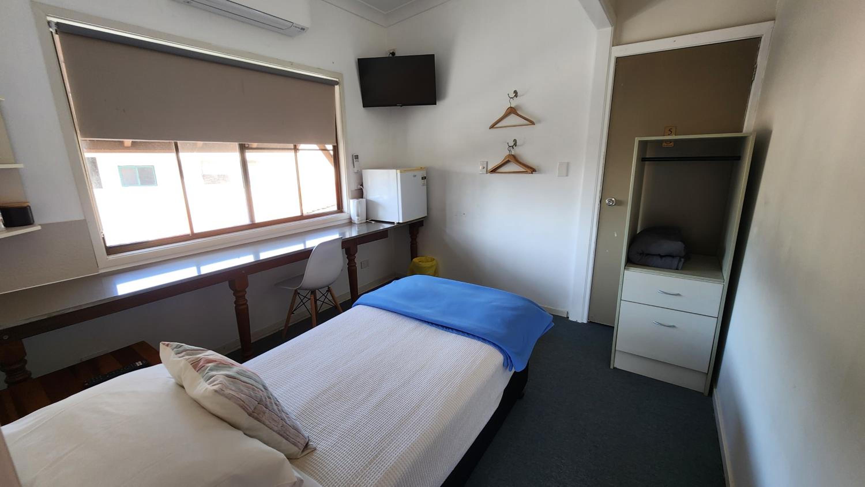 Deluxe Single Room photo 2