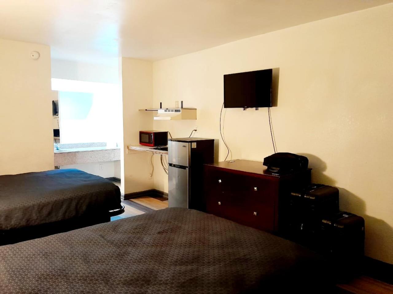 Standard Double Room photo 2