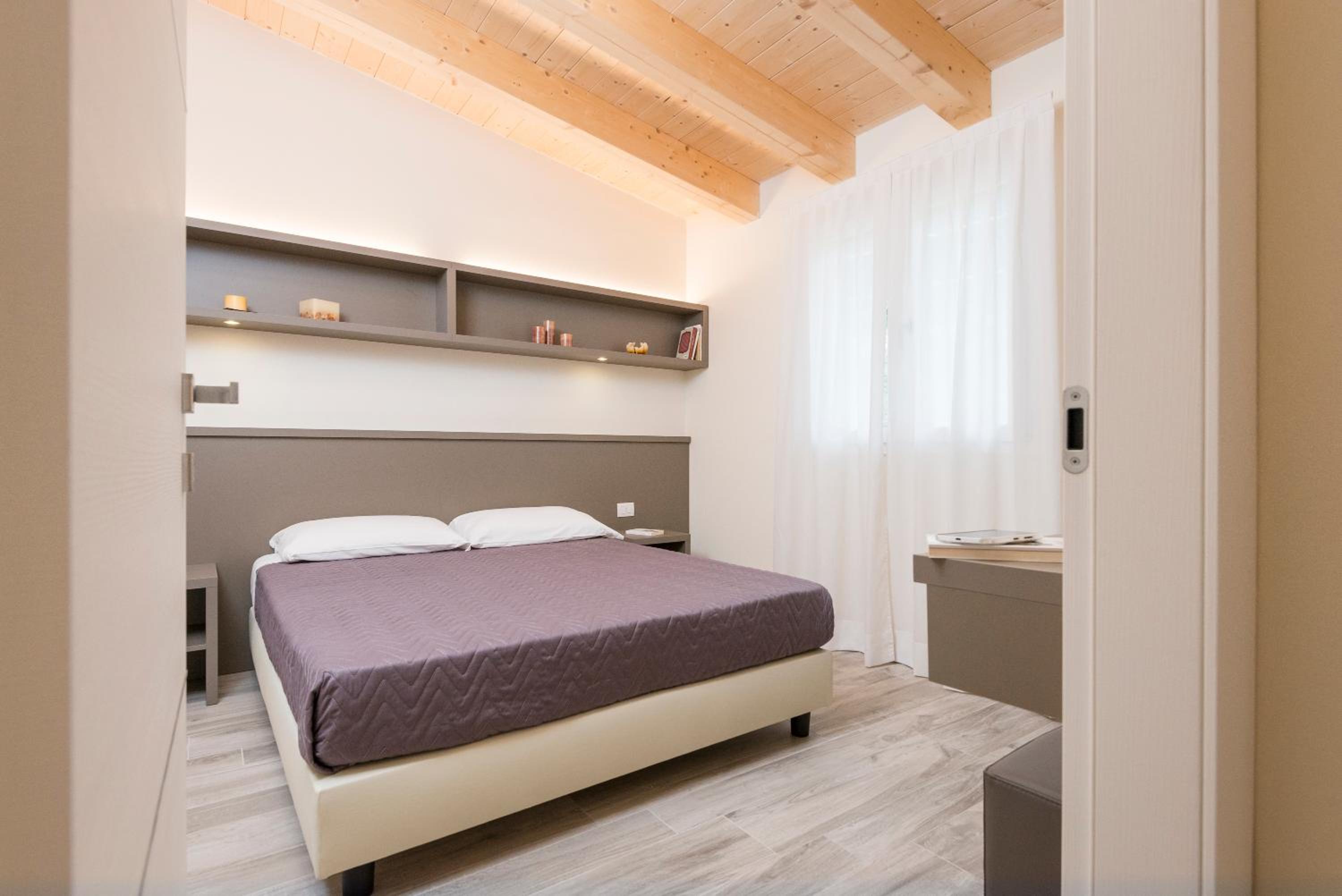 Deluxe Two-Bedroom Apartment