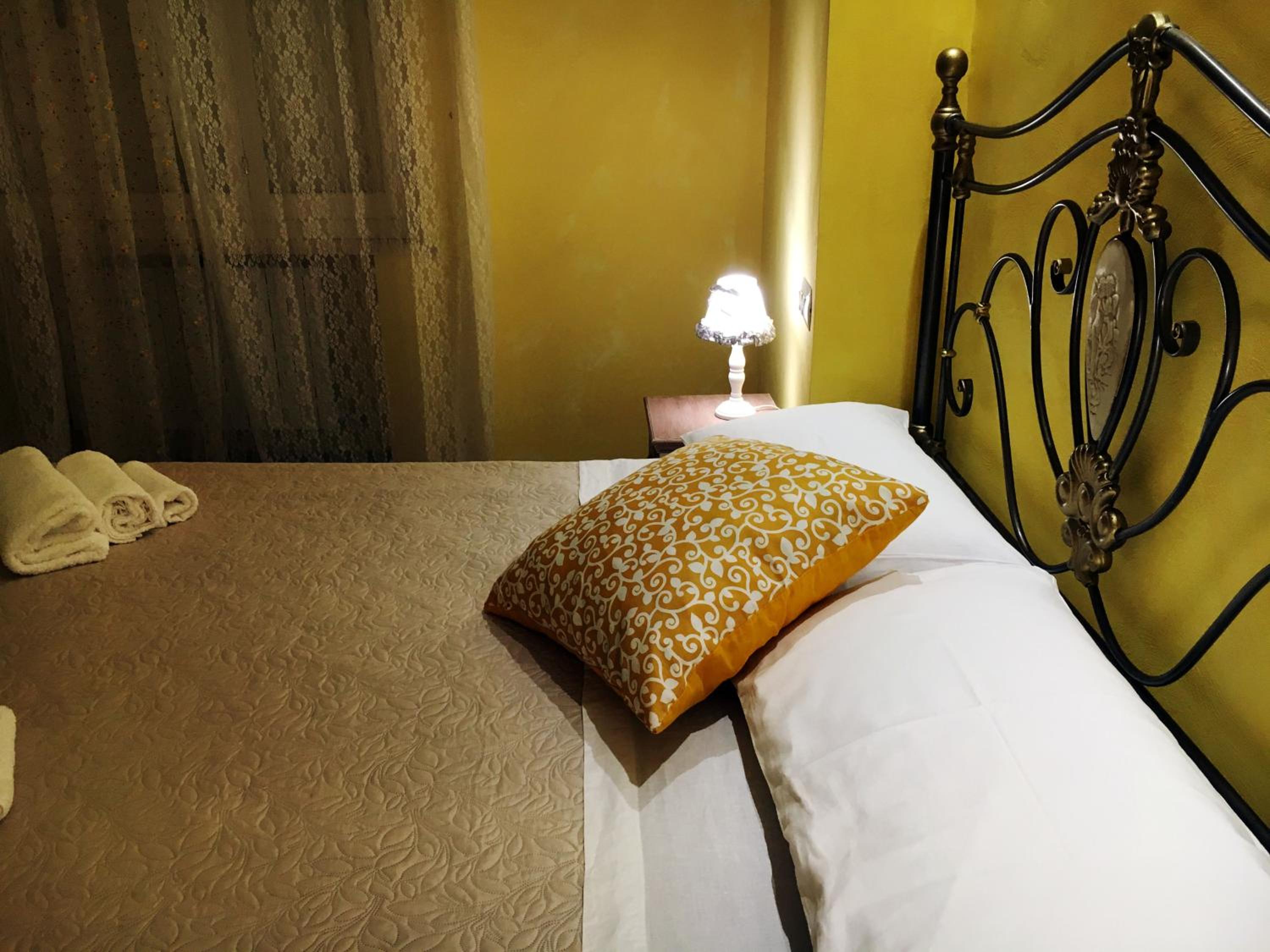 Superior Triple Room with Sea View - Photo 3