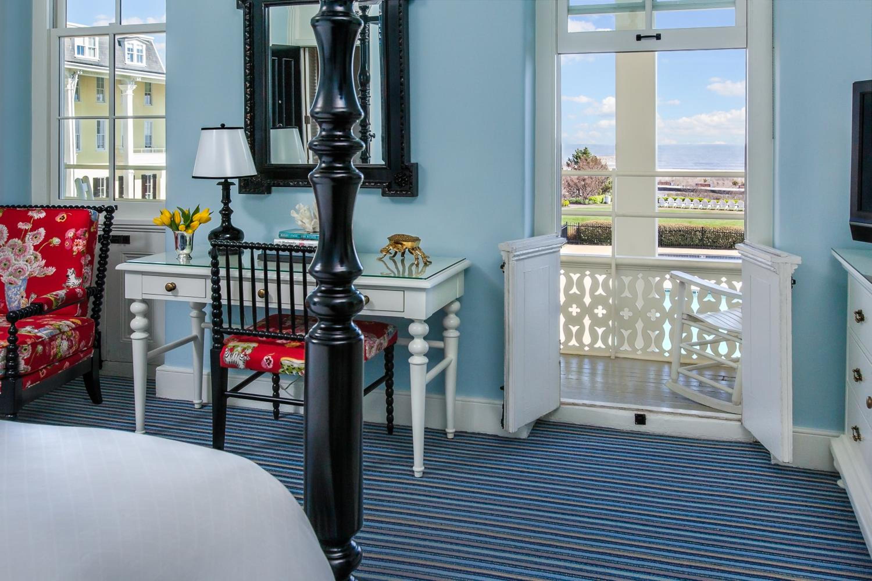 One King Bed with Balcony | Ocean Side